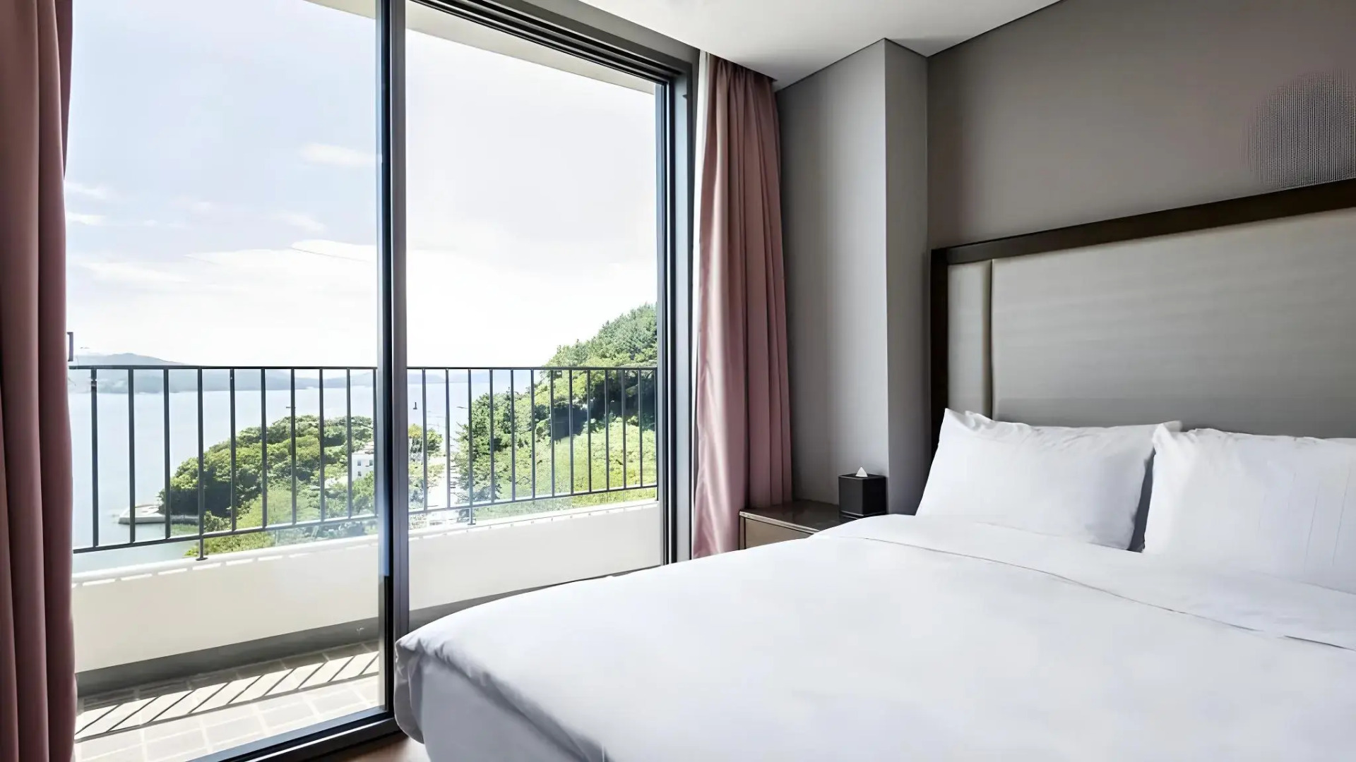 Stanford Hotel & Resort Tongyeong