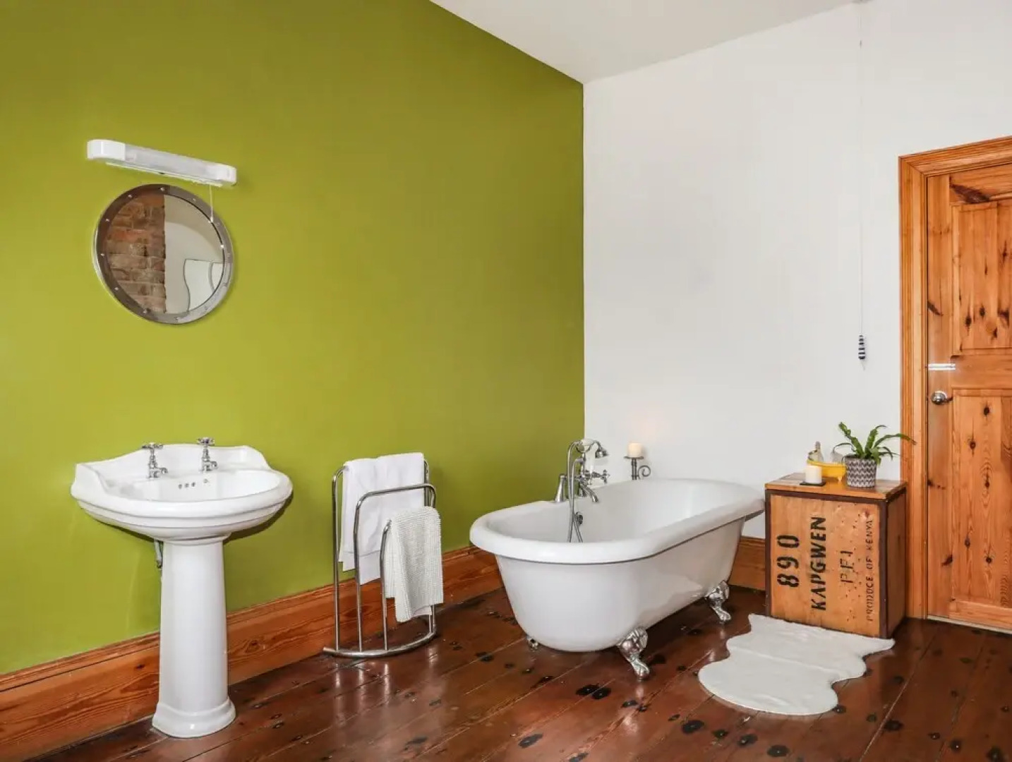 West Point Lynas Lighthouse Keeper's Cottage