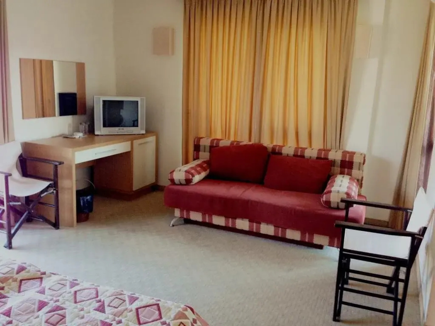 Hotel Tarfa / Hotel Tarfa