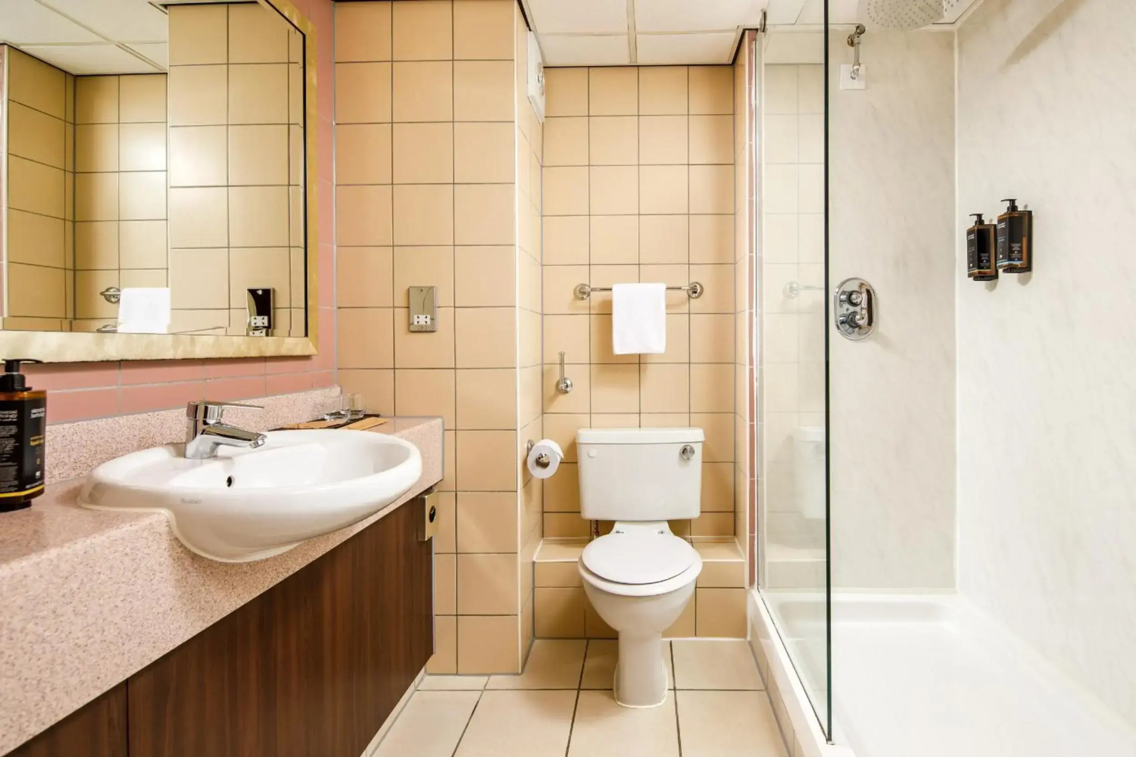 Mercure Livingston Hotel