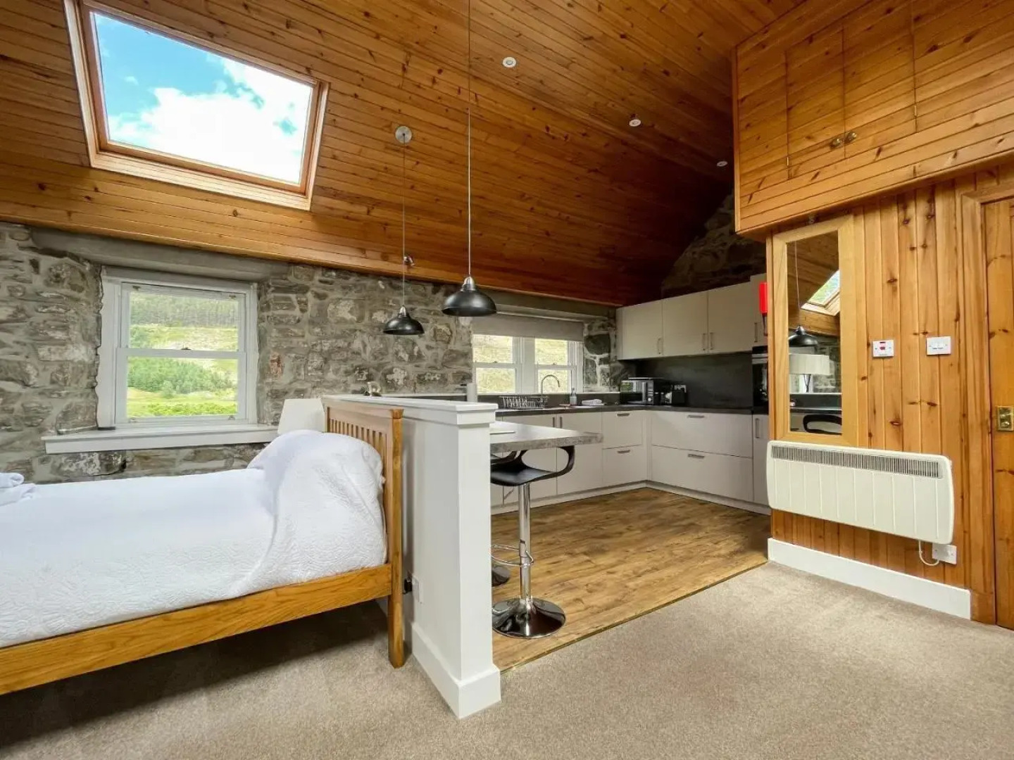 Glacour Studio Cottage