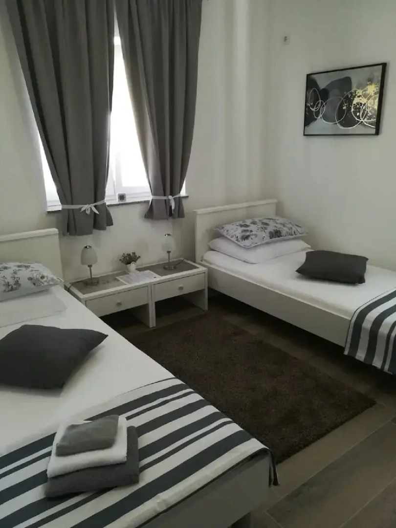 Apartment Villa Bijele Stijene