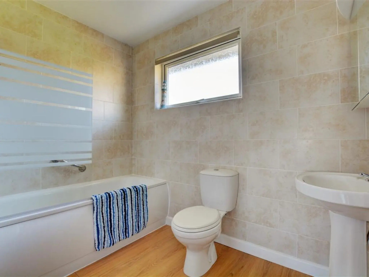 Holiday Home Bluejay