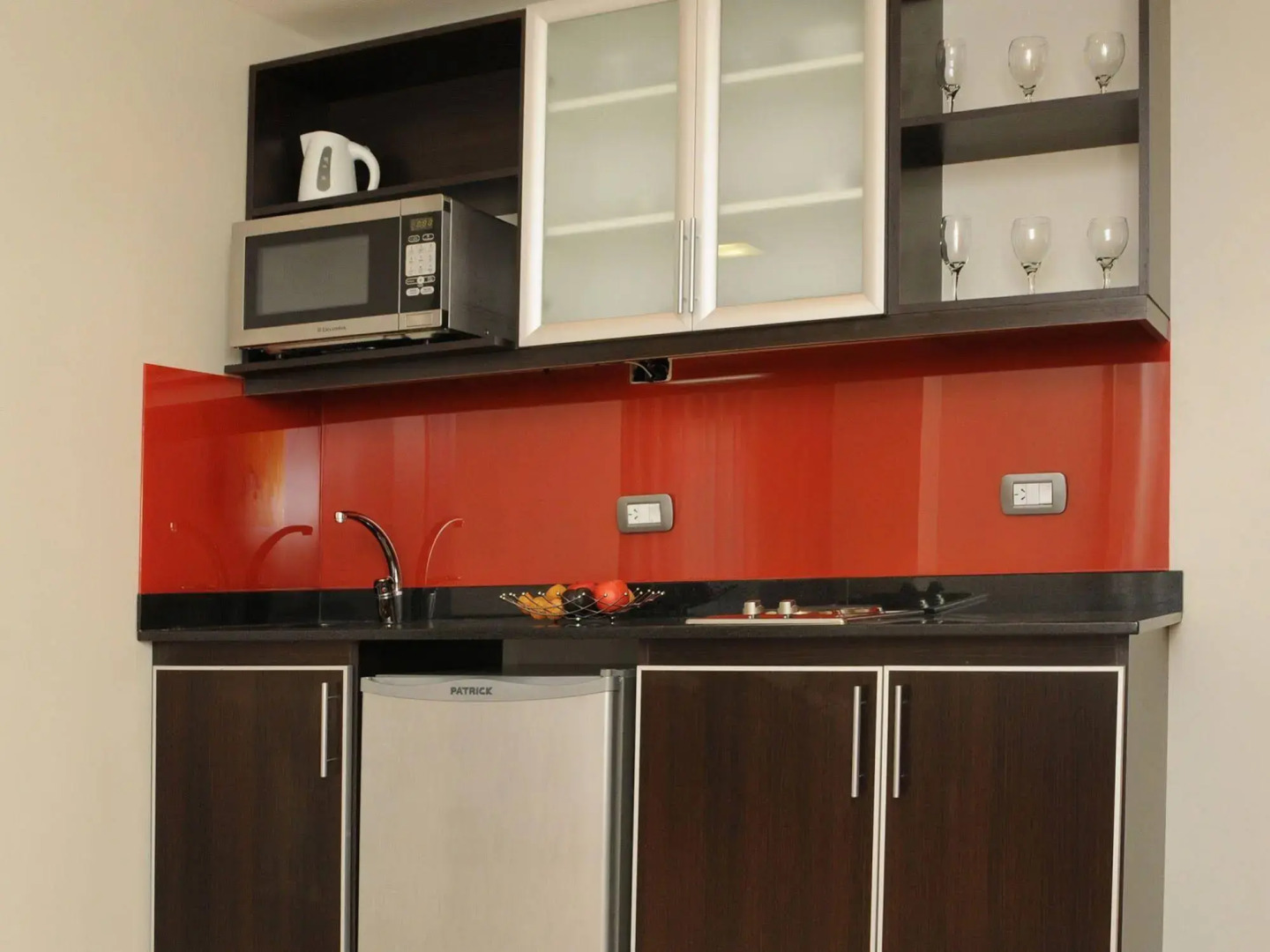 Del Bono Suites Art Hotel