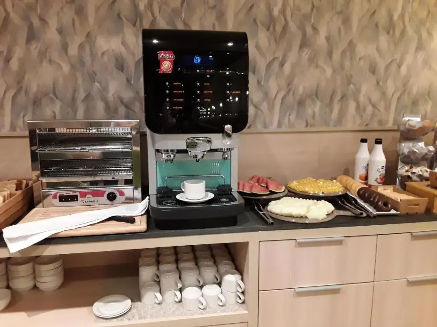 Gara Suites Golf & SPA