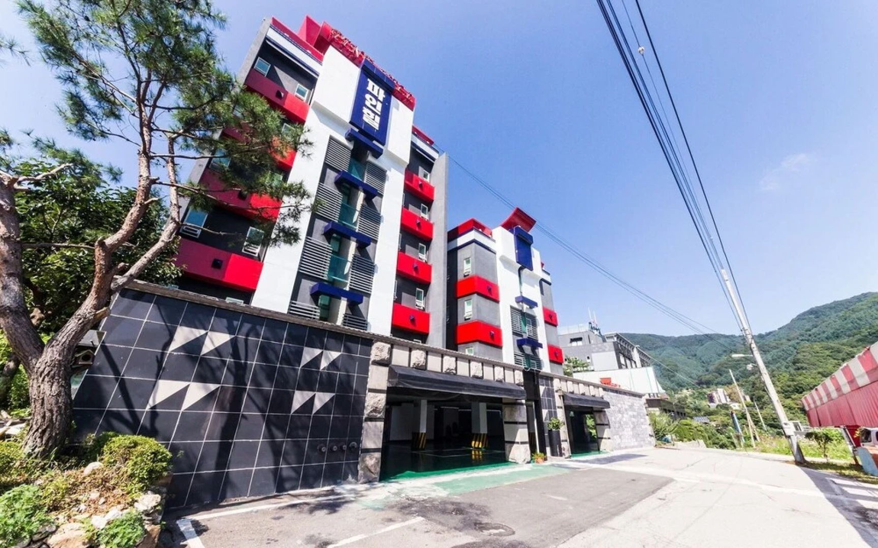 Yangju Pine Hill