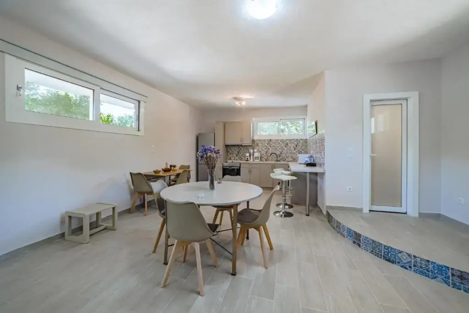 J&K Villa House suites