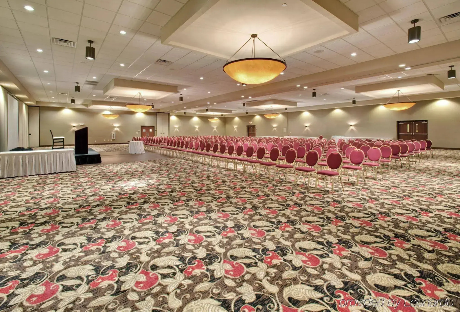 Crowne Plaza Milwaukee Airport by IHG