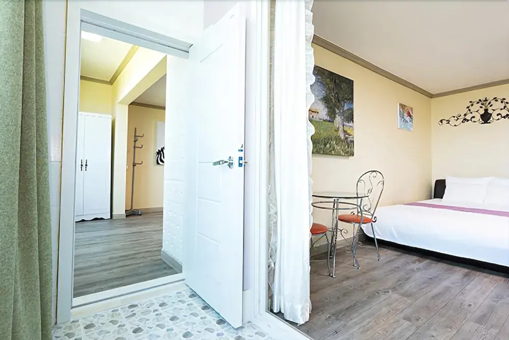 Tongyeong Paper Island Pension