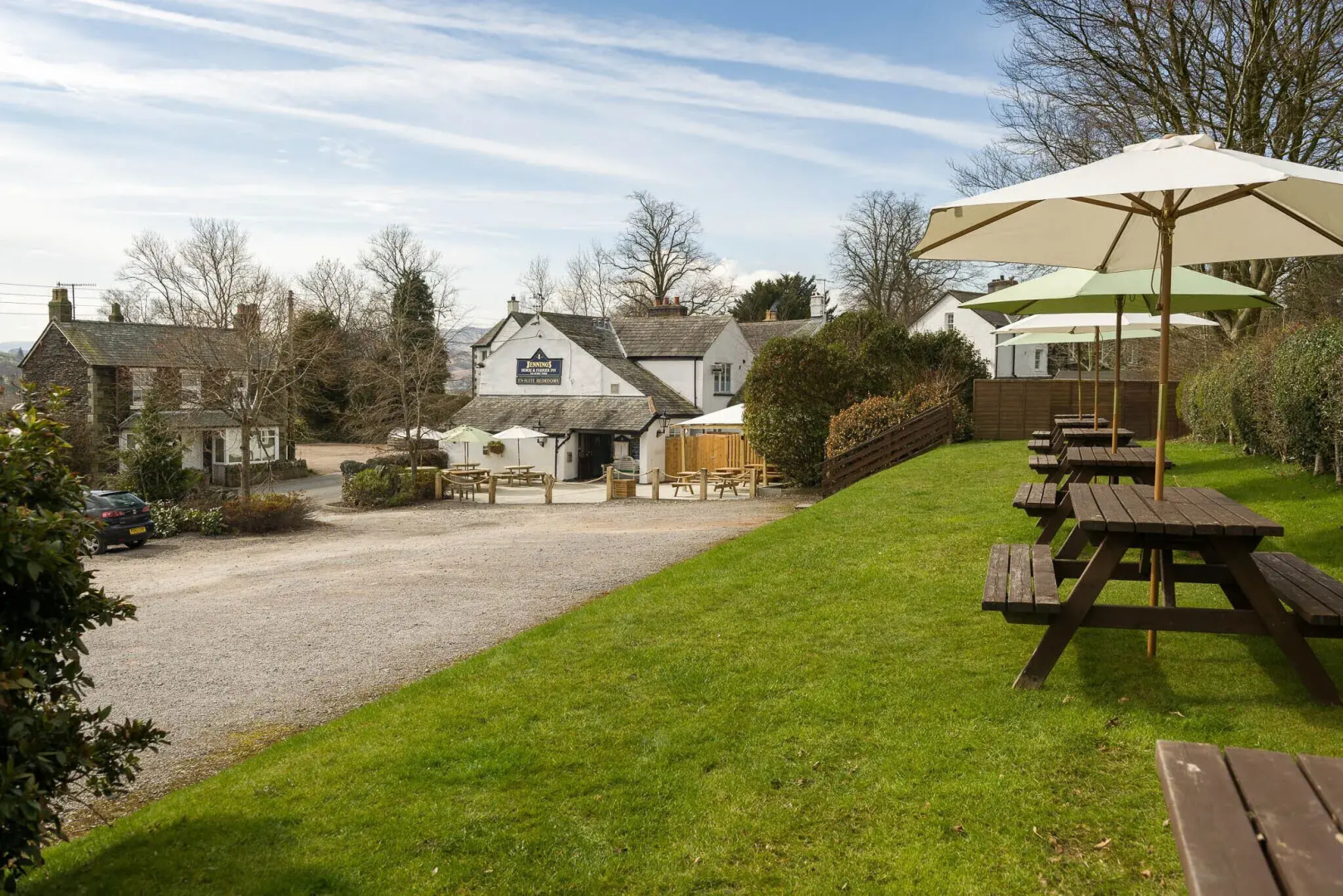 The Horse & Farrier Inn and The Salutation Inn