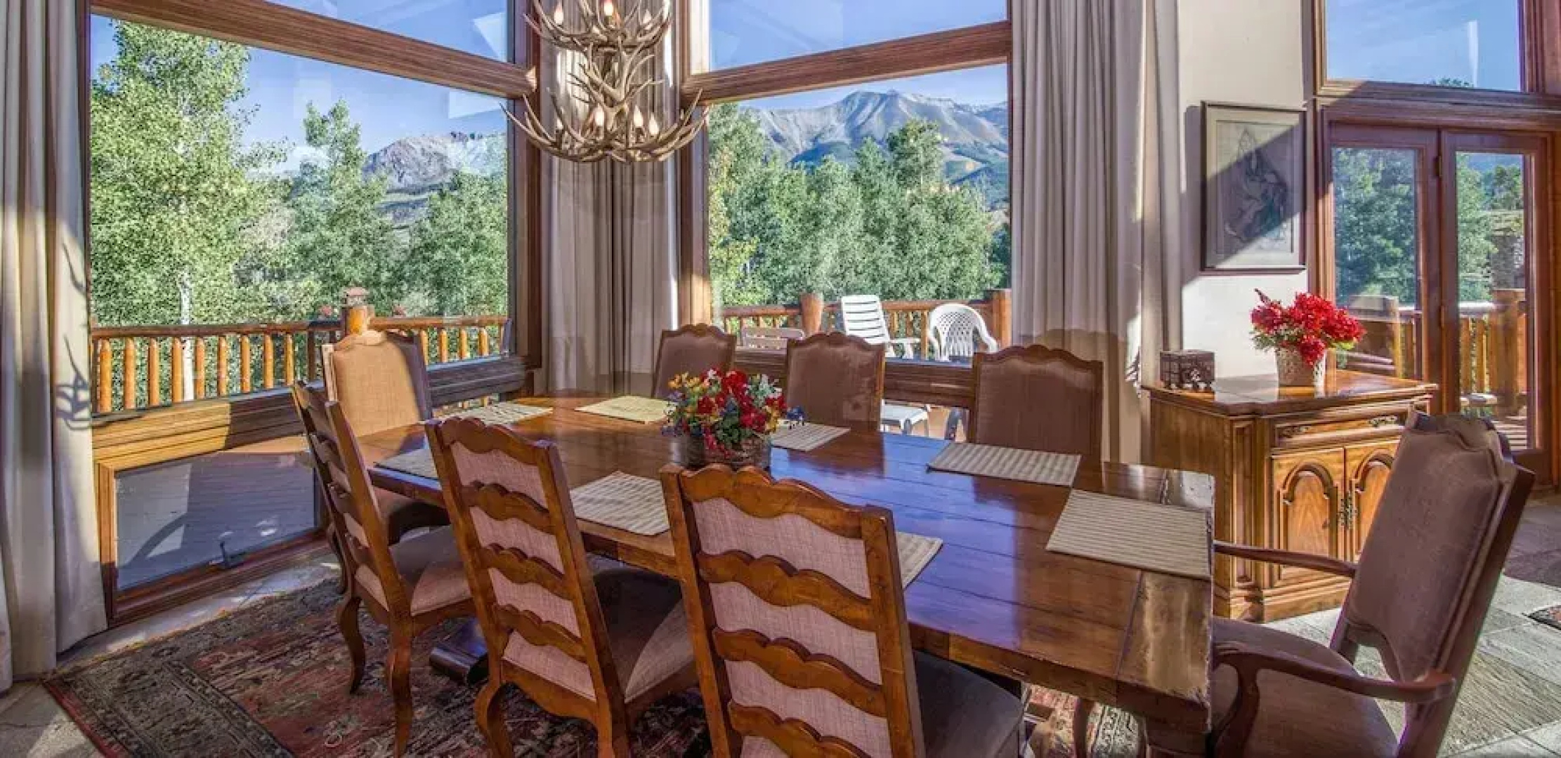Lodge ON THE Point by Exceptional Stays