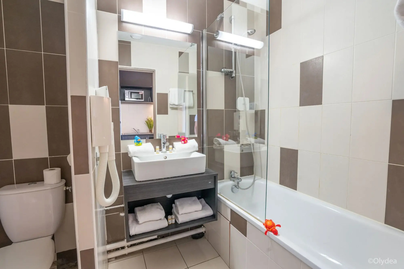 Adonis Arles by Olydea