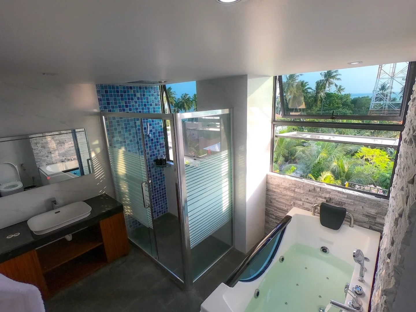 Ari Grand Hotel & Spa