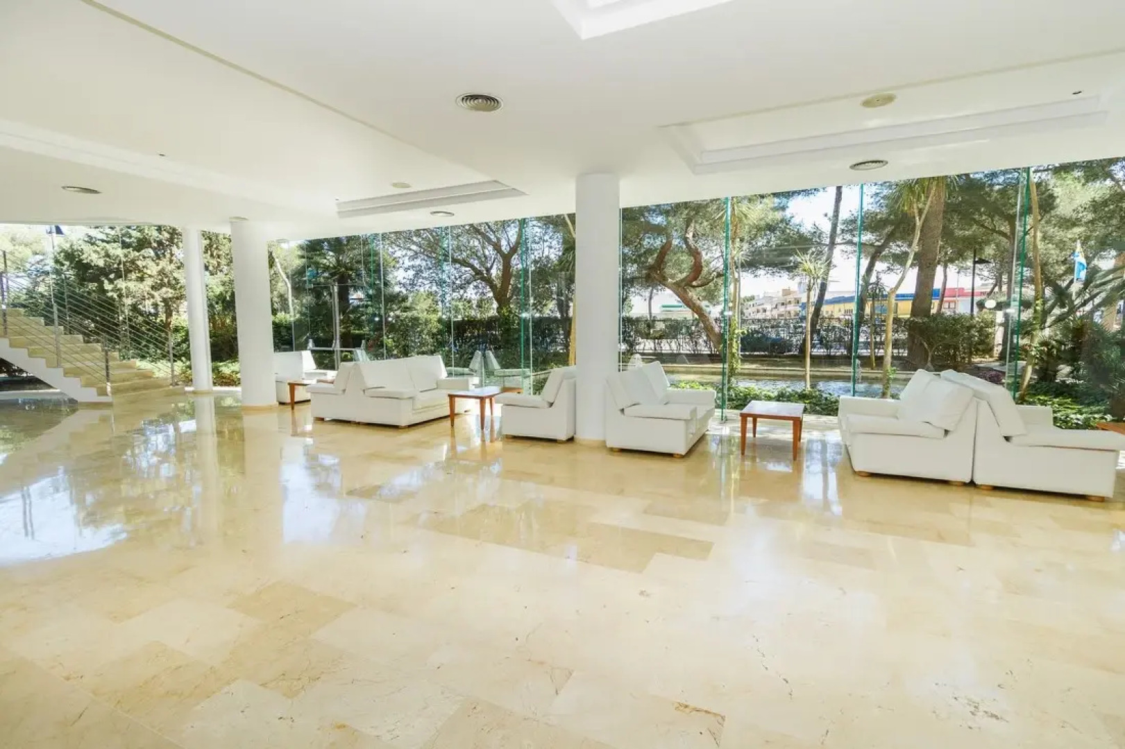 Eix Alzinar Mar Aparthotel