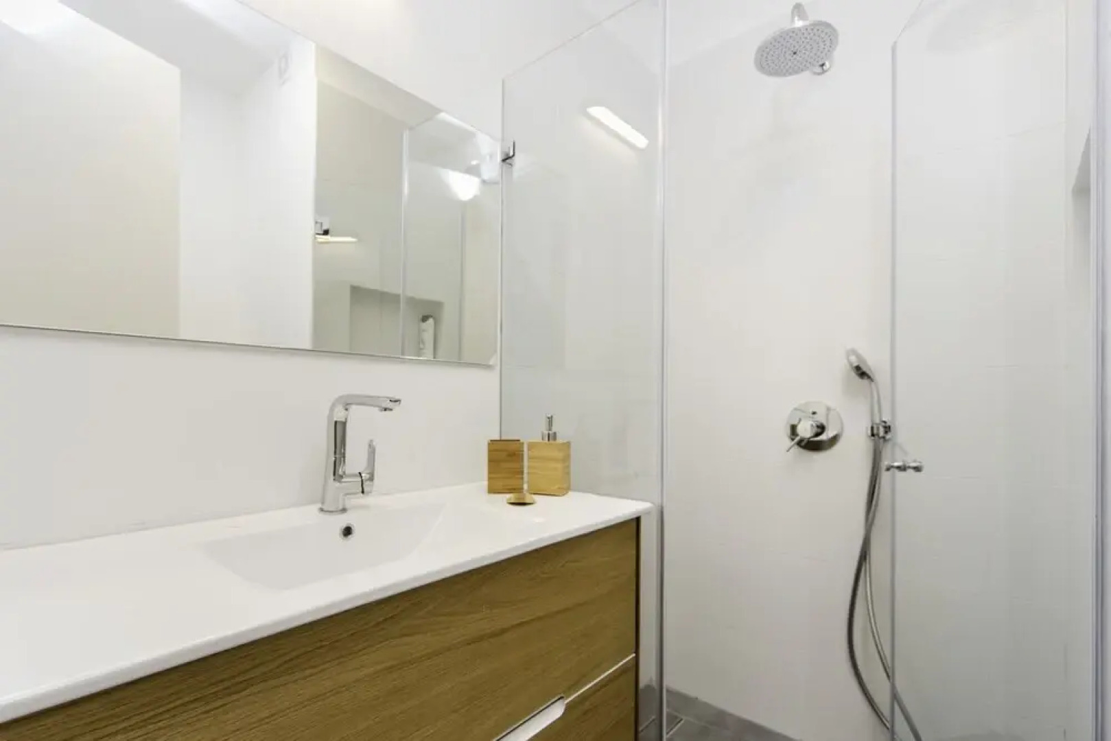 Sea N' Rent - 23 Shderot Bialik