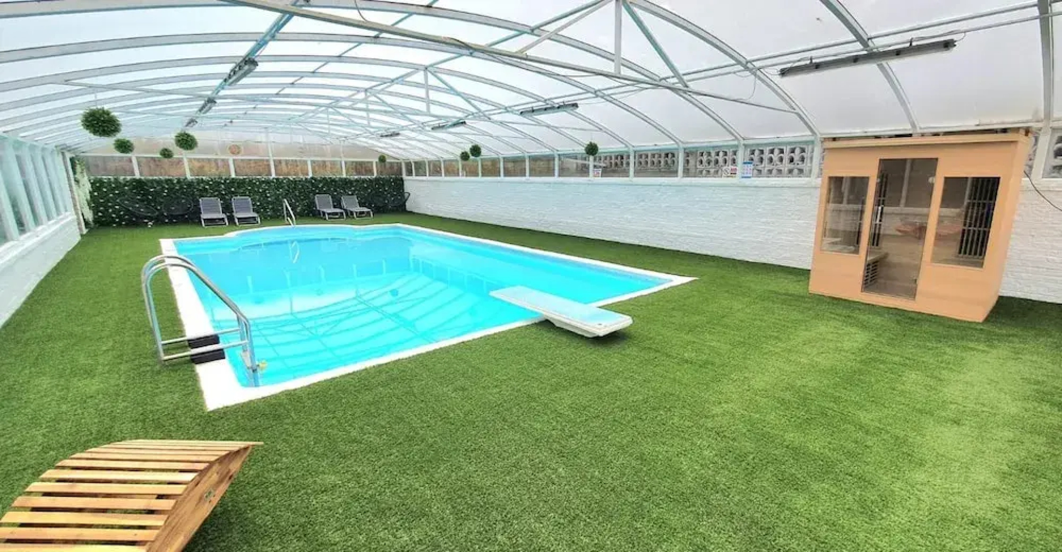 Rentmyspahome With Swimming Pool, Hottub and Sauna