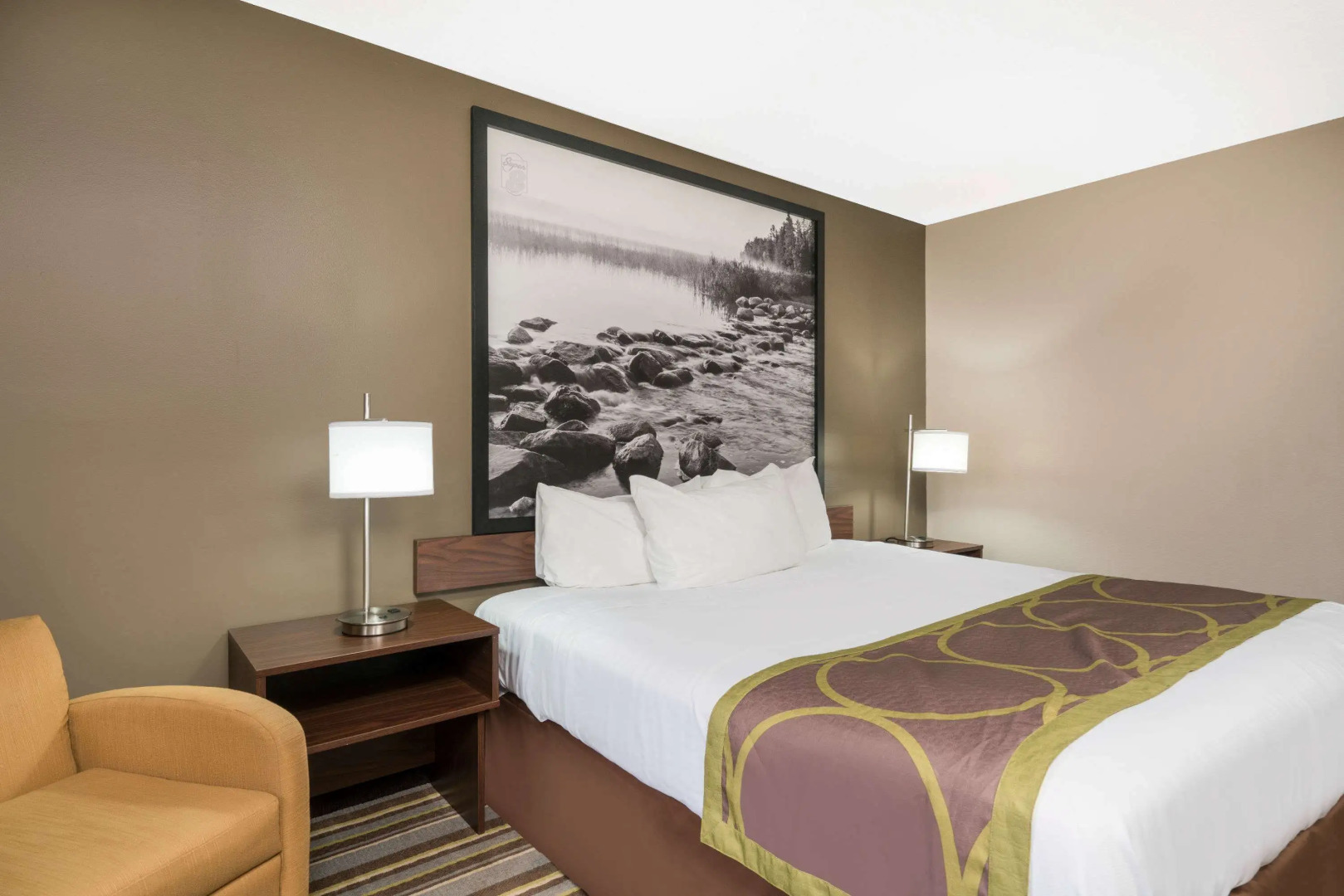 Super 8 by Wyndham St. Cloud