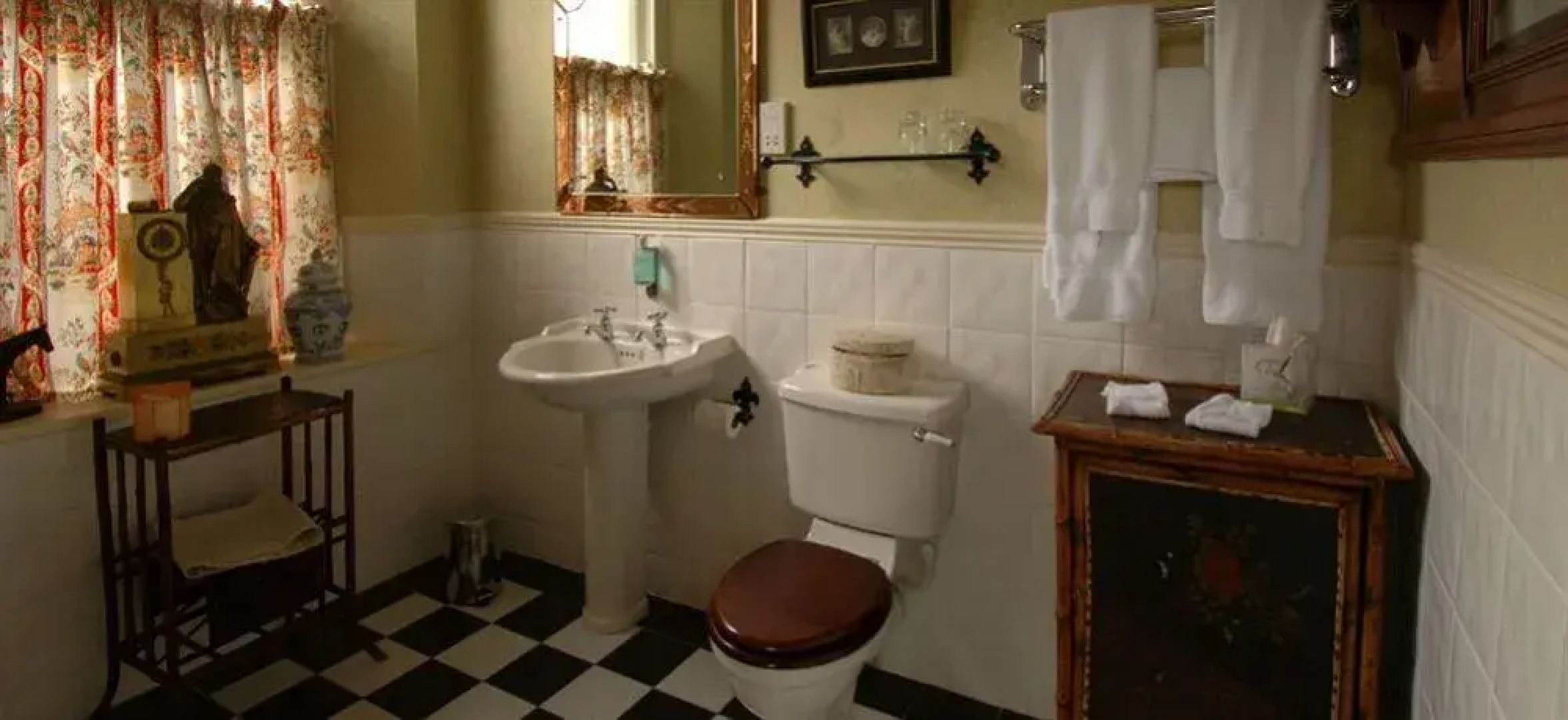 The Mustard Seed at Echo Lodge