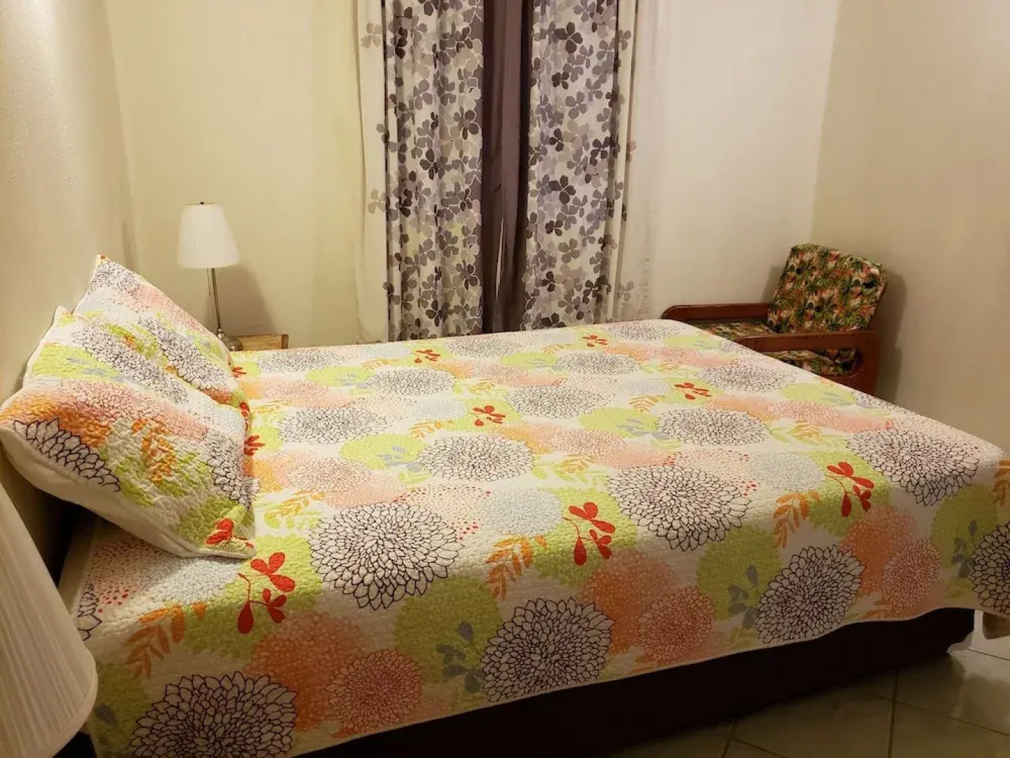 Gentle Breeze Apartments