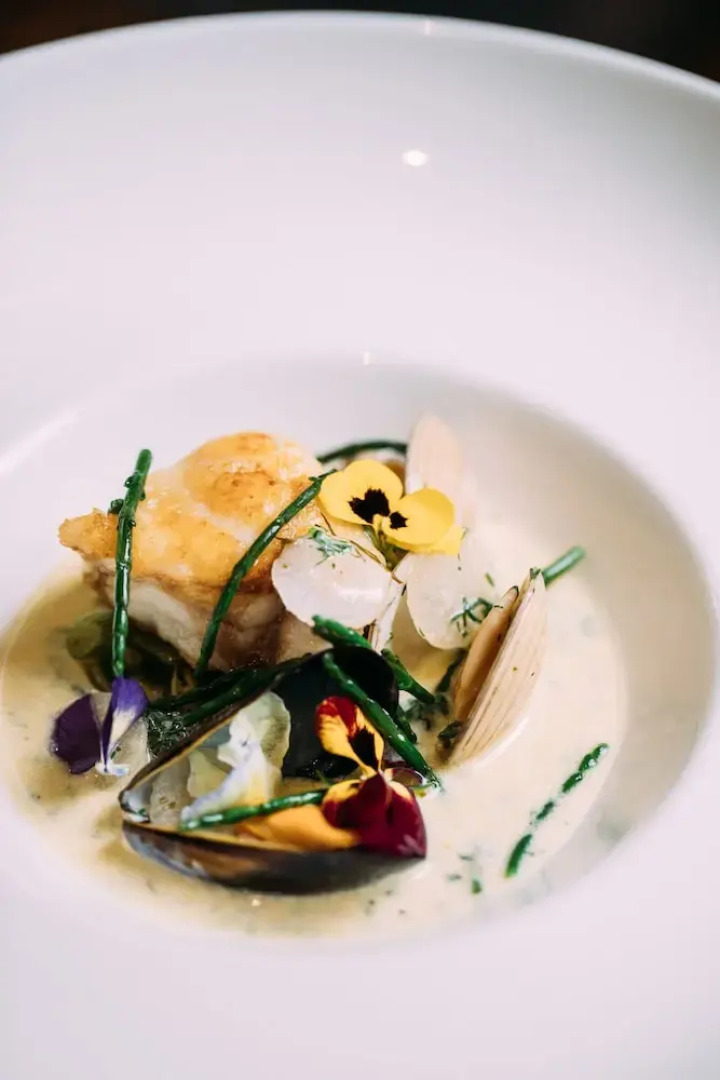 The Valley Hotel & Carriage Gardens