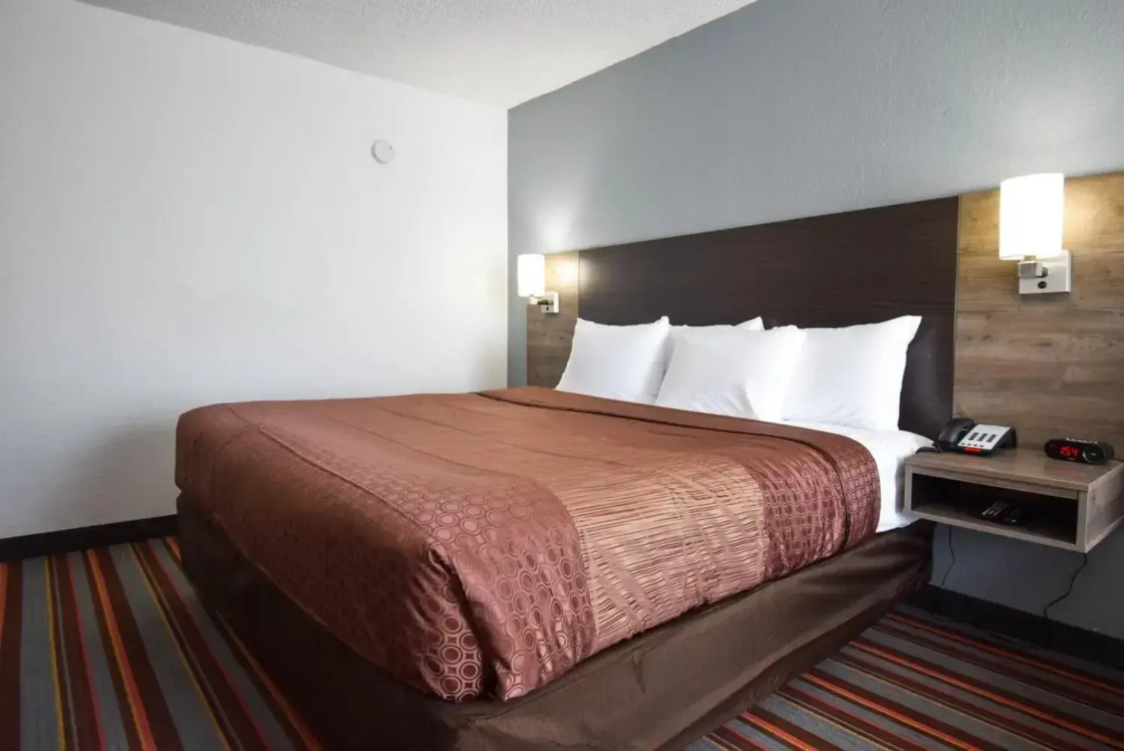 Quality Inn & Suites Sulphur Springs