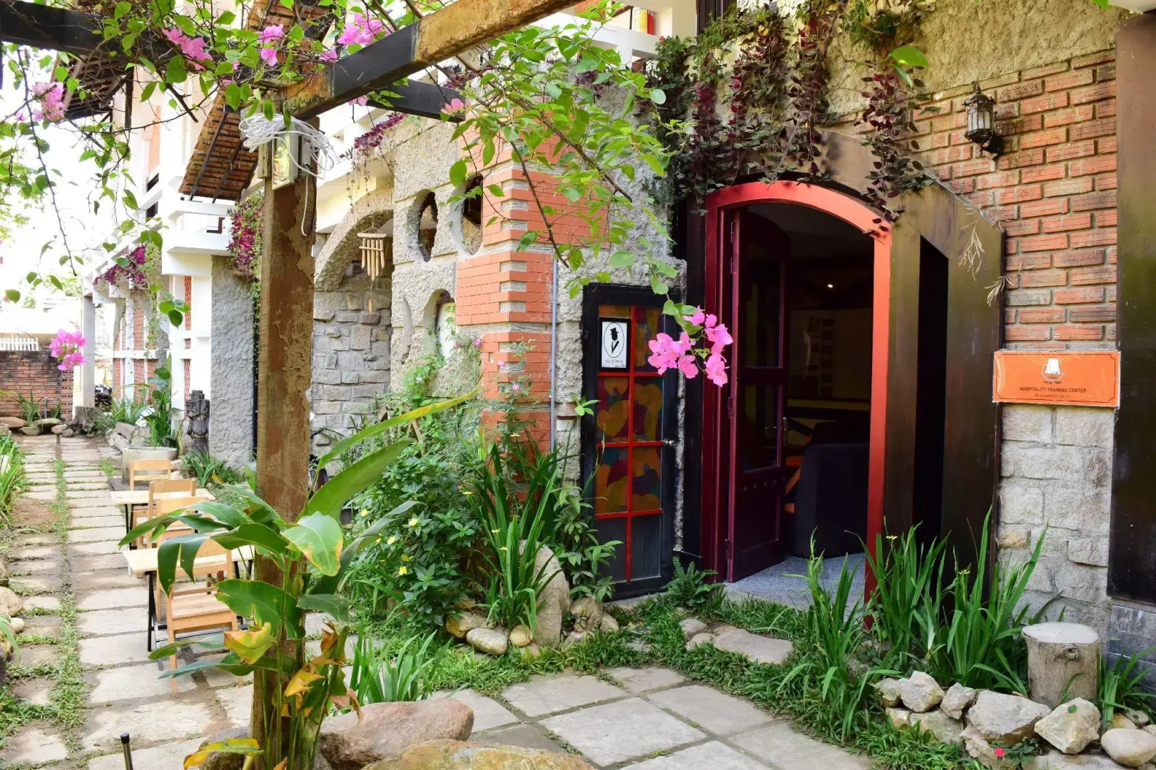 Hnam Chang Ngeh Hospitality training center, guest house, restaurant & bar