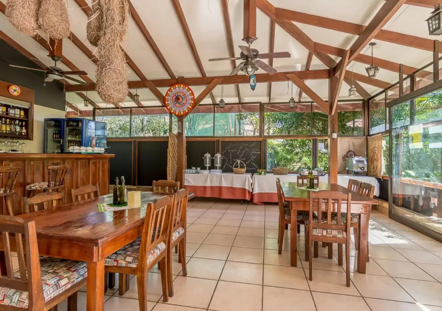 Hotel Colinas del Sol