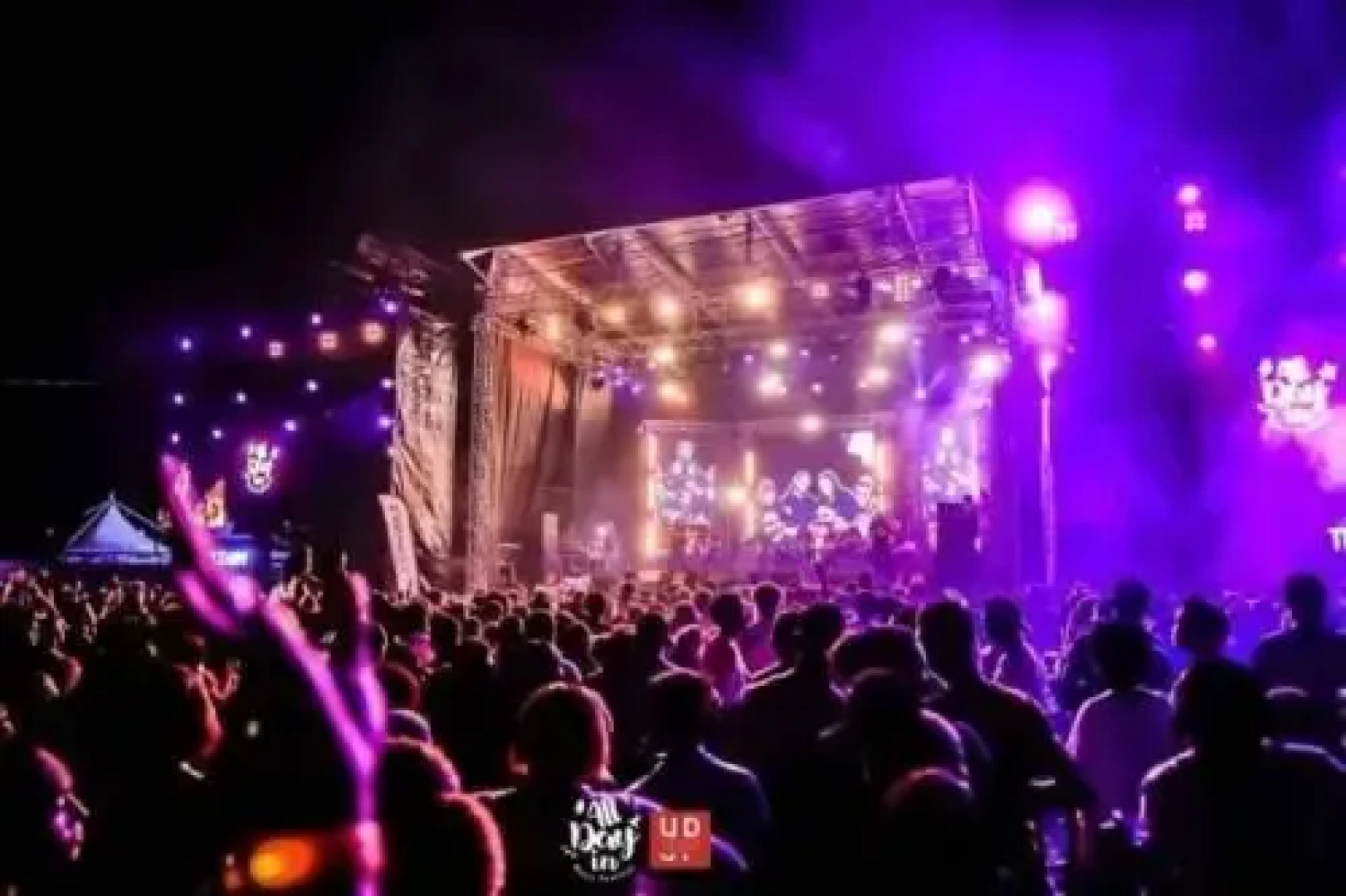 Le Studio 67 vue mer, accès à la plage des Alizés