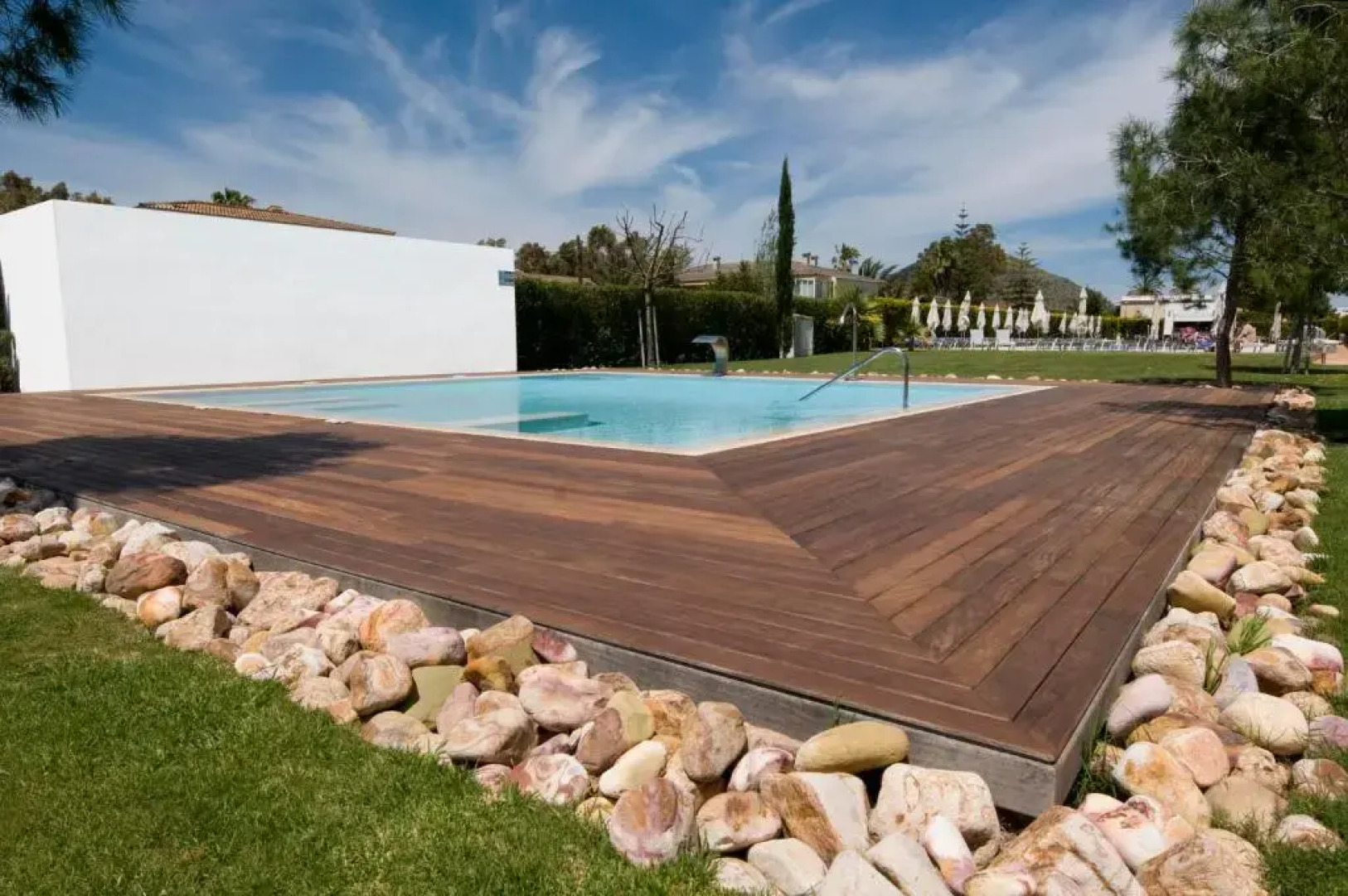 Las Gaviotas Suites Hotel