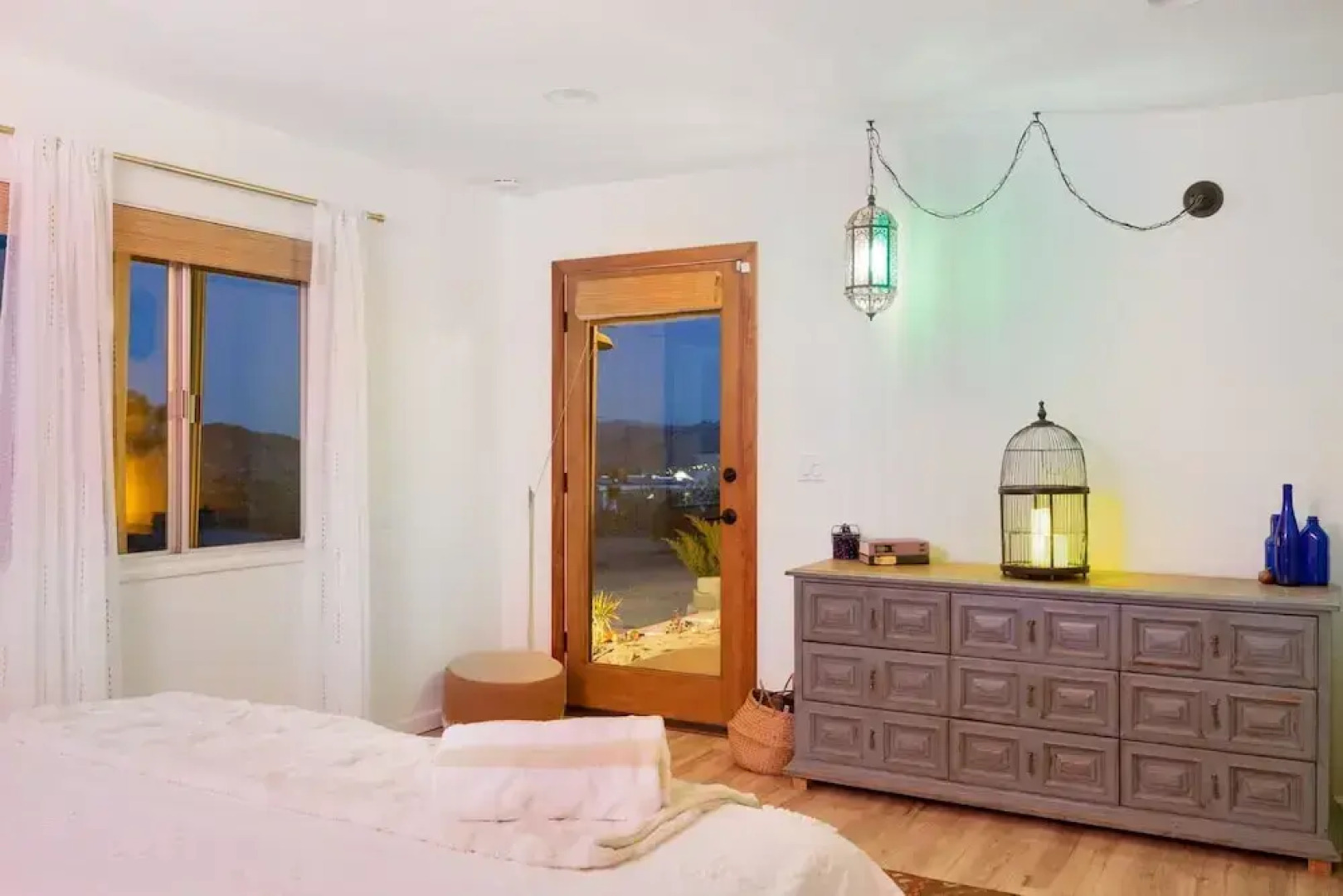 Pickle Ranch - Desert Paradise With Hot Tub, Fire Pit & Bbq 2 Bedroom Home by Redawning