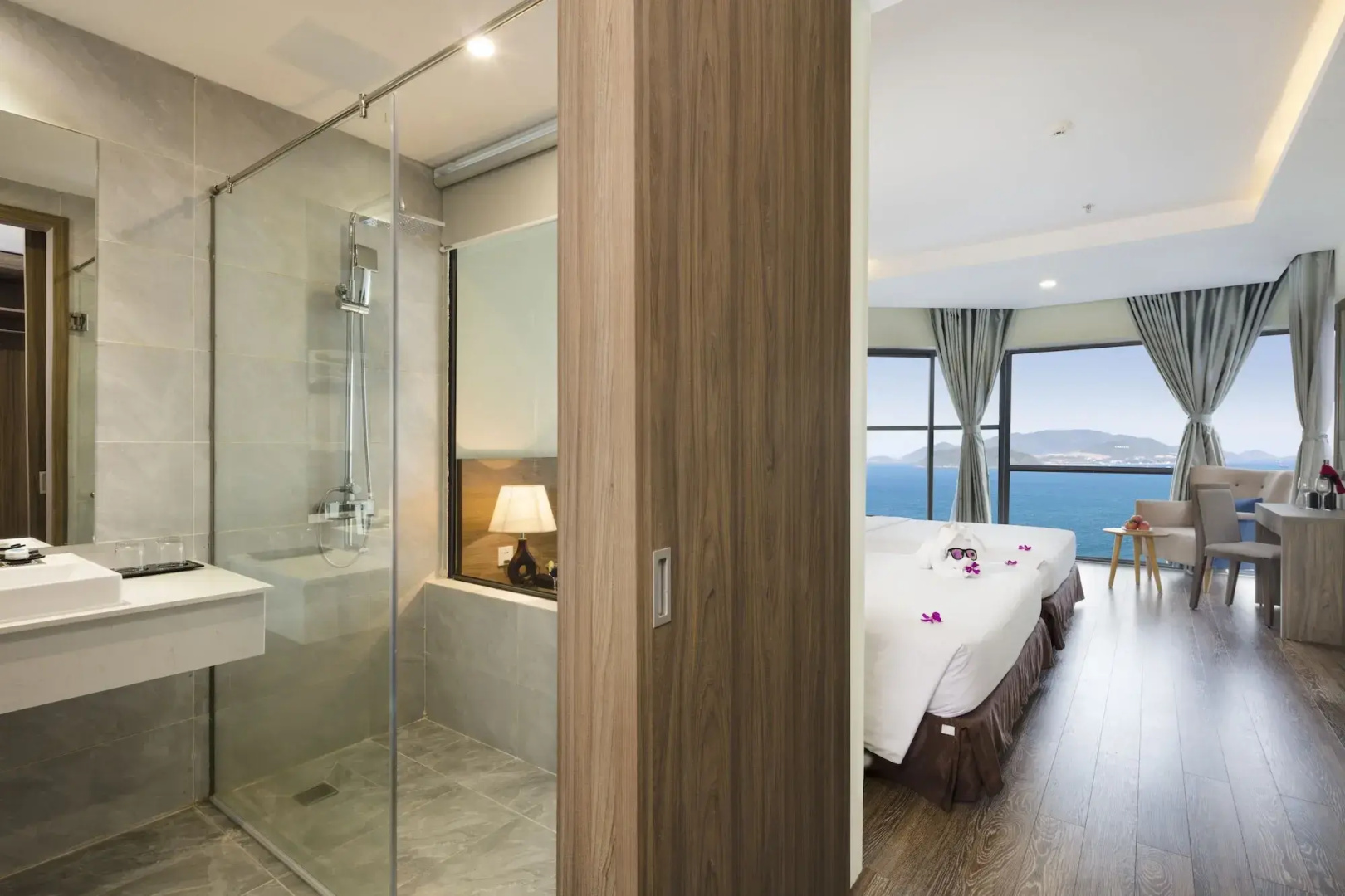 Xavia Hotel