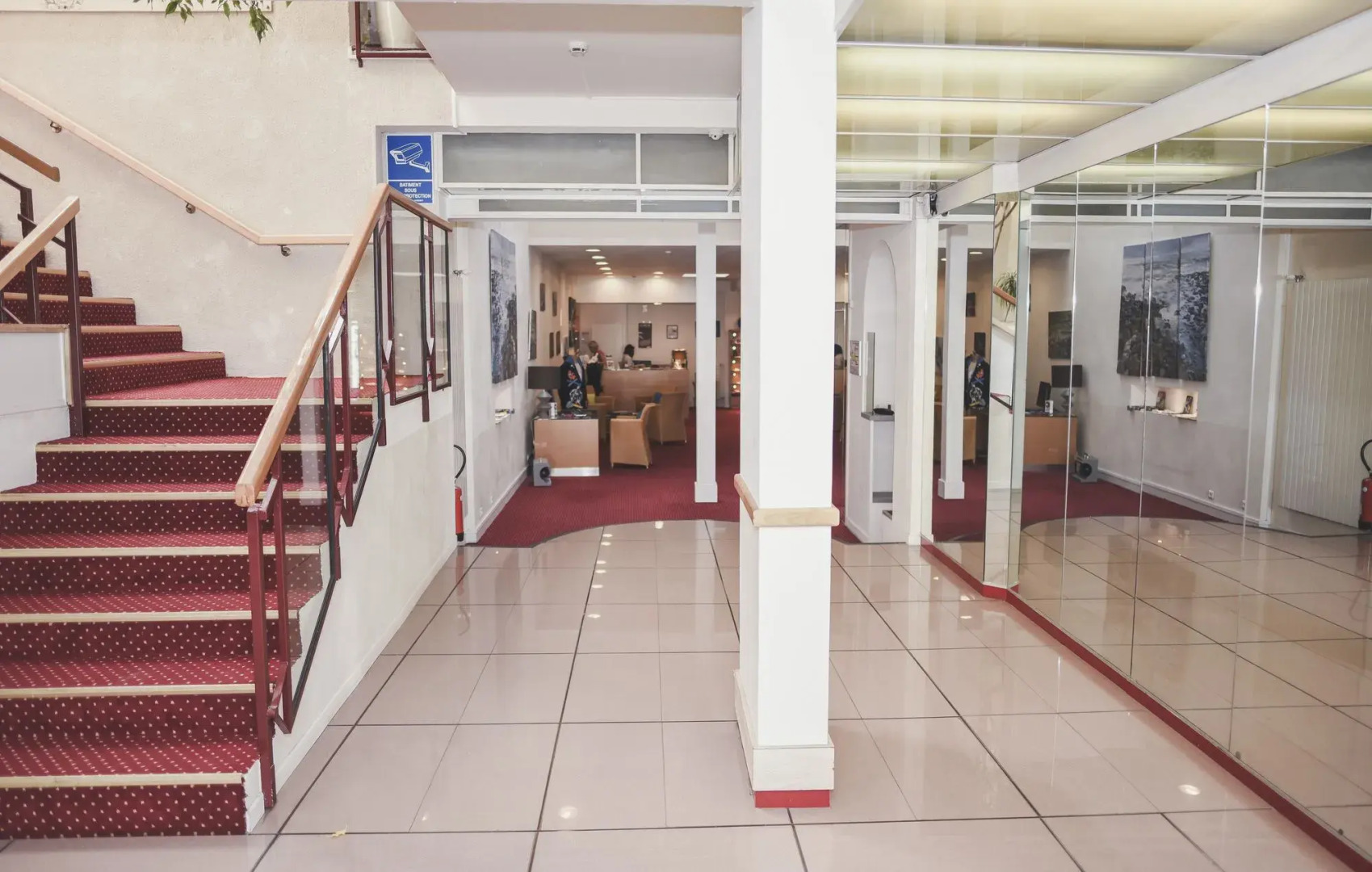 Maisons du Monde Hôtel & Suites - La Rochelle Vieux Port