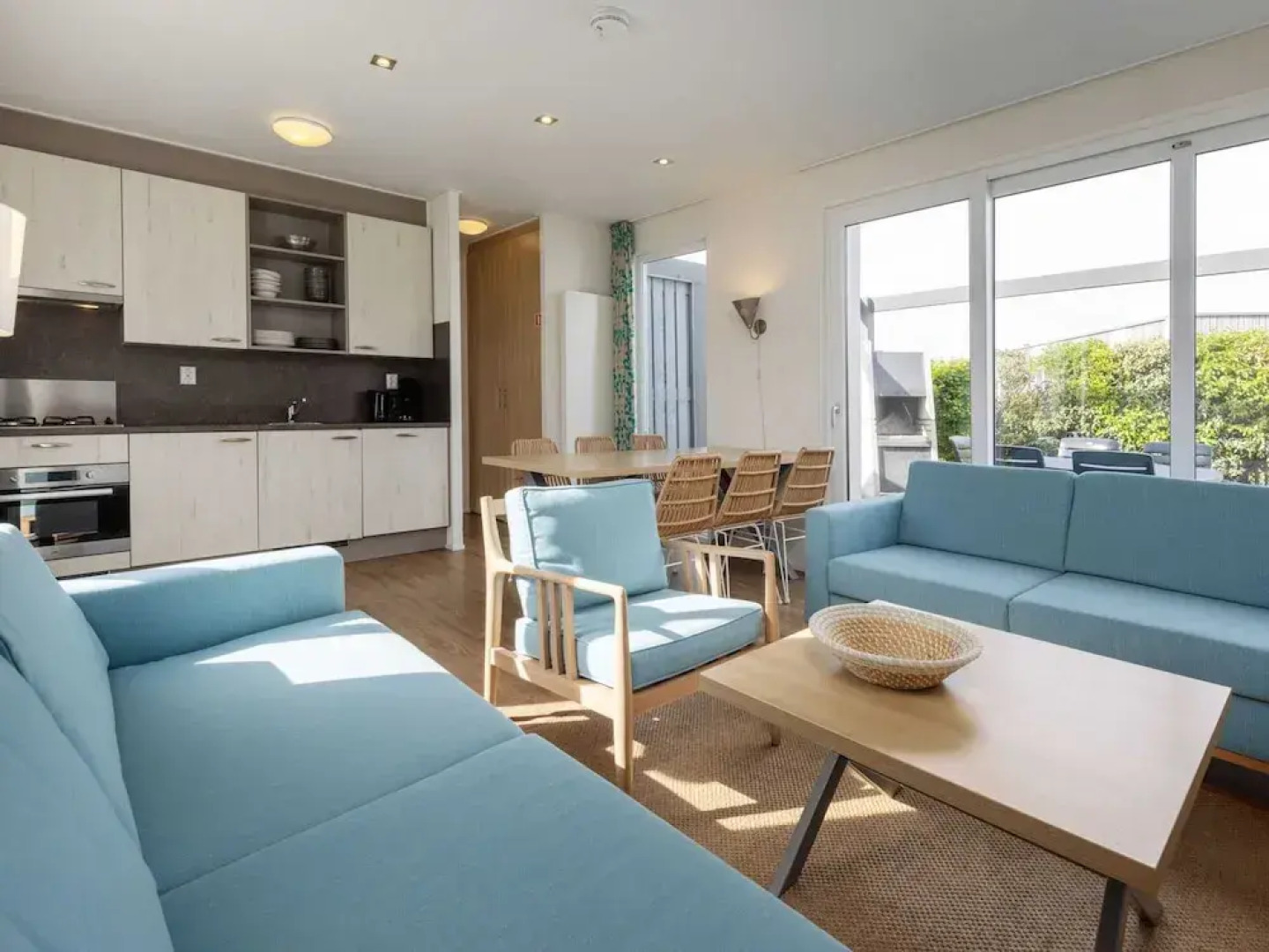 Single Storey Lodge With Dishwasher, Near the Beach