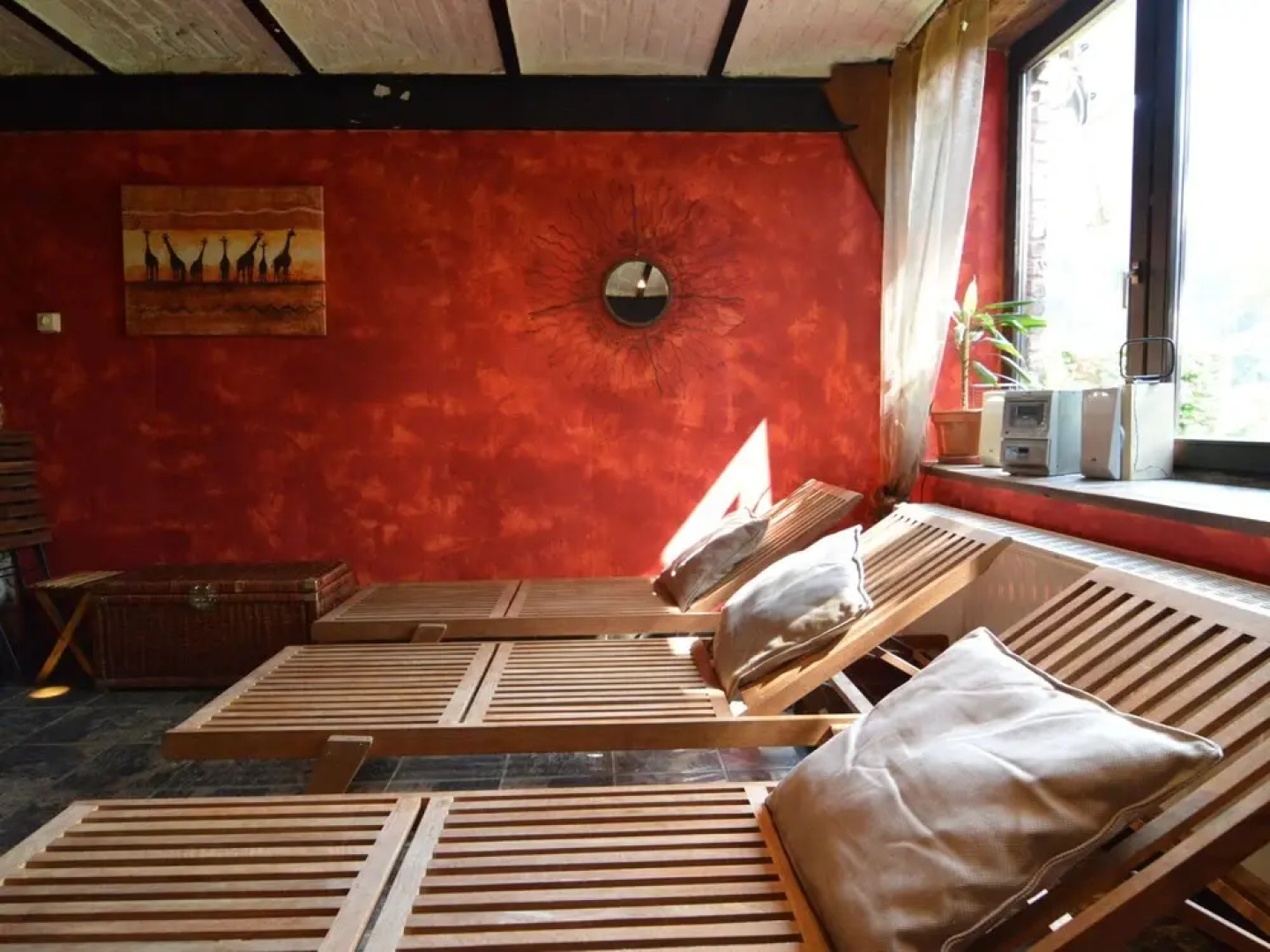 Well Kept Gite, Short Distance From the River and Forest