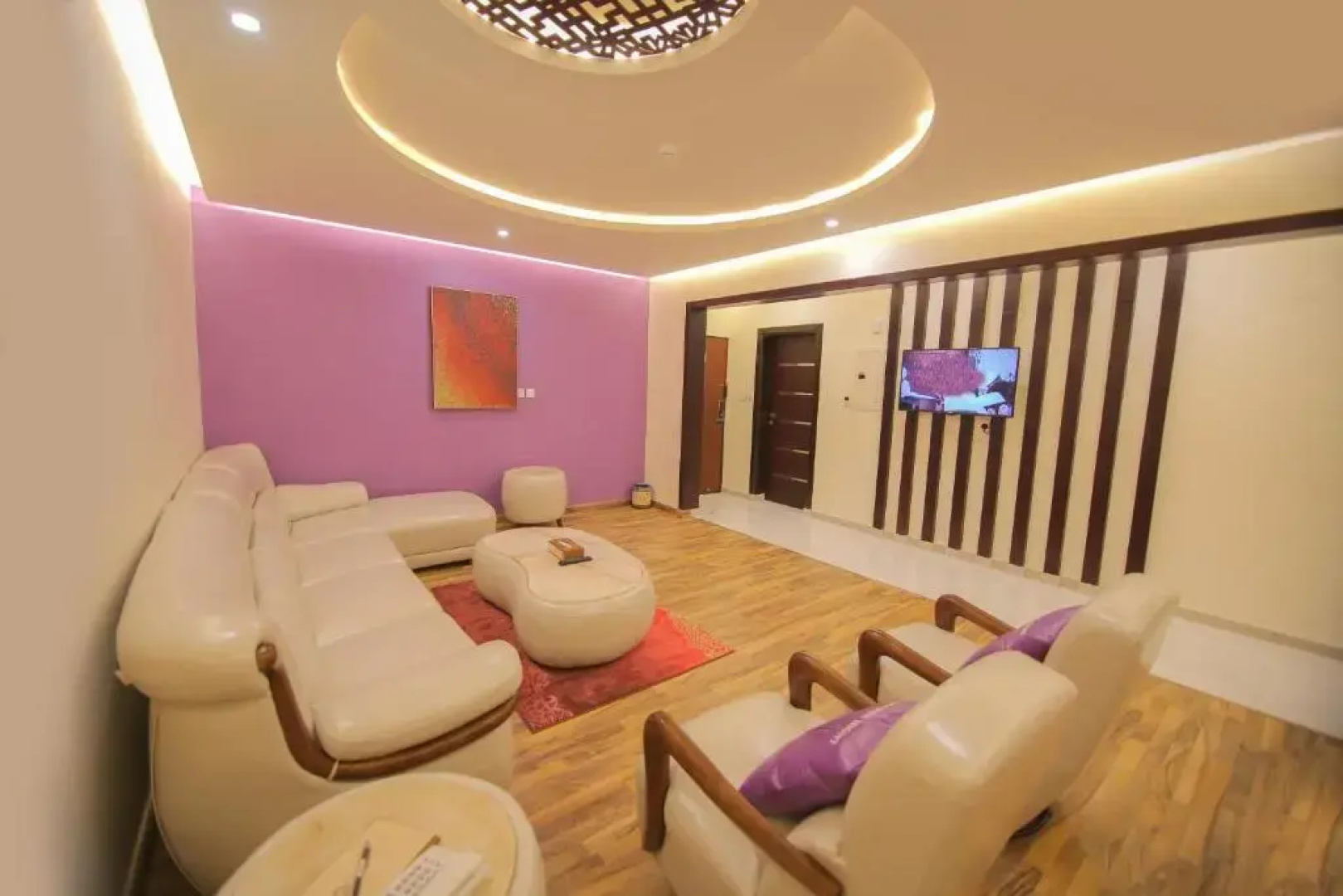 Golden Night Hotel