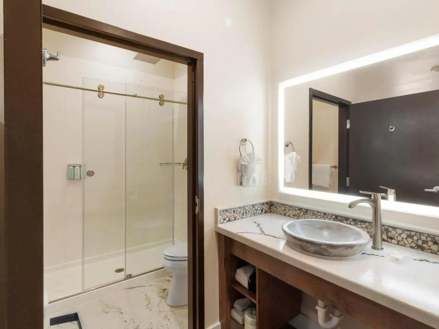 Bluff Dwellings Resort