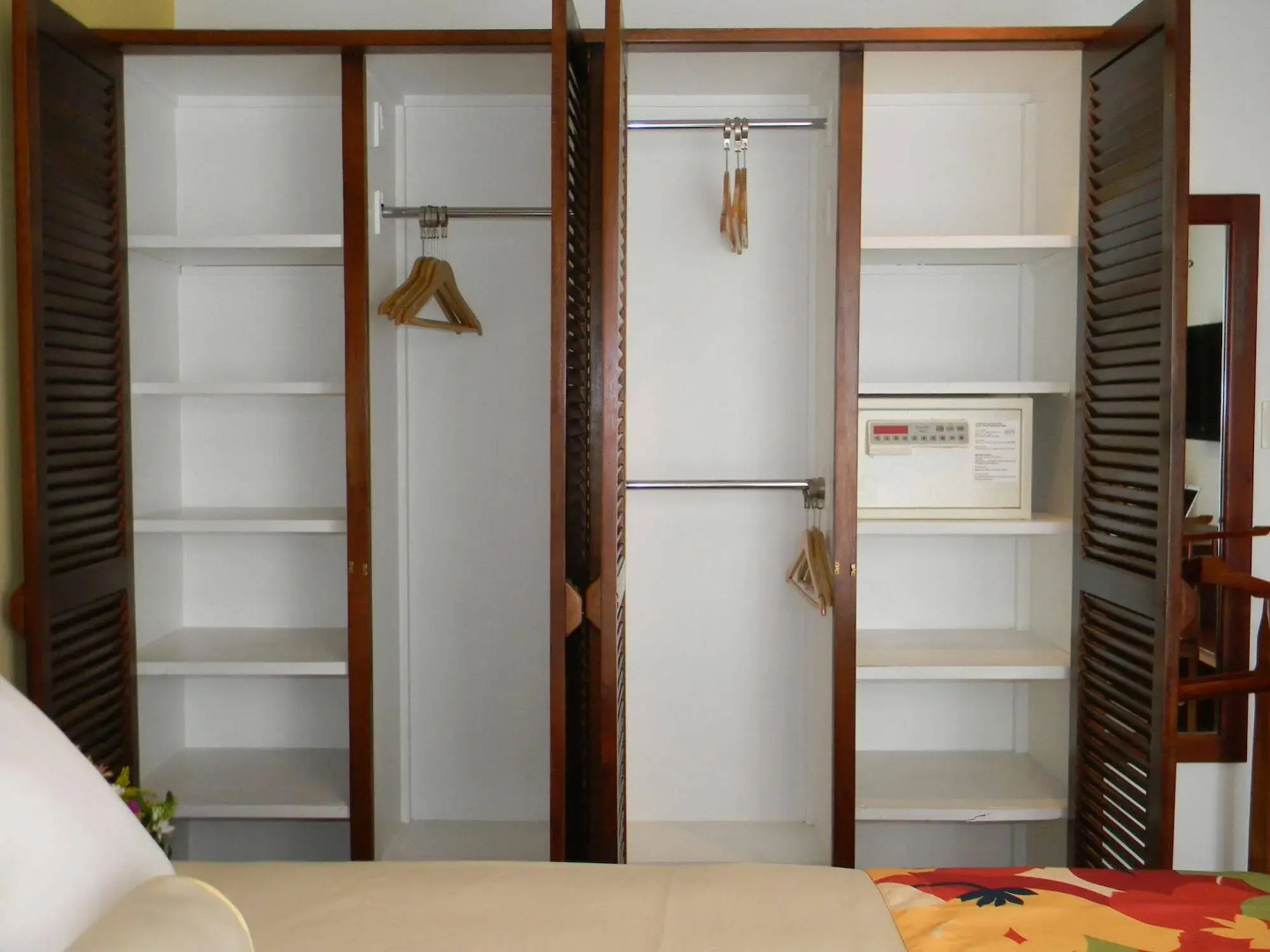 Hotel Residence Inn Suites Cristina