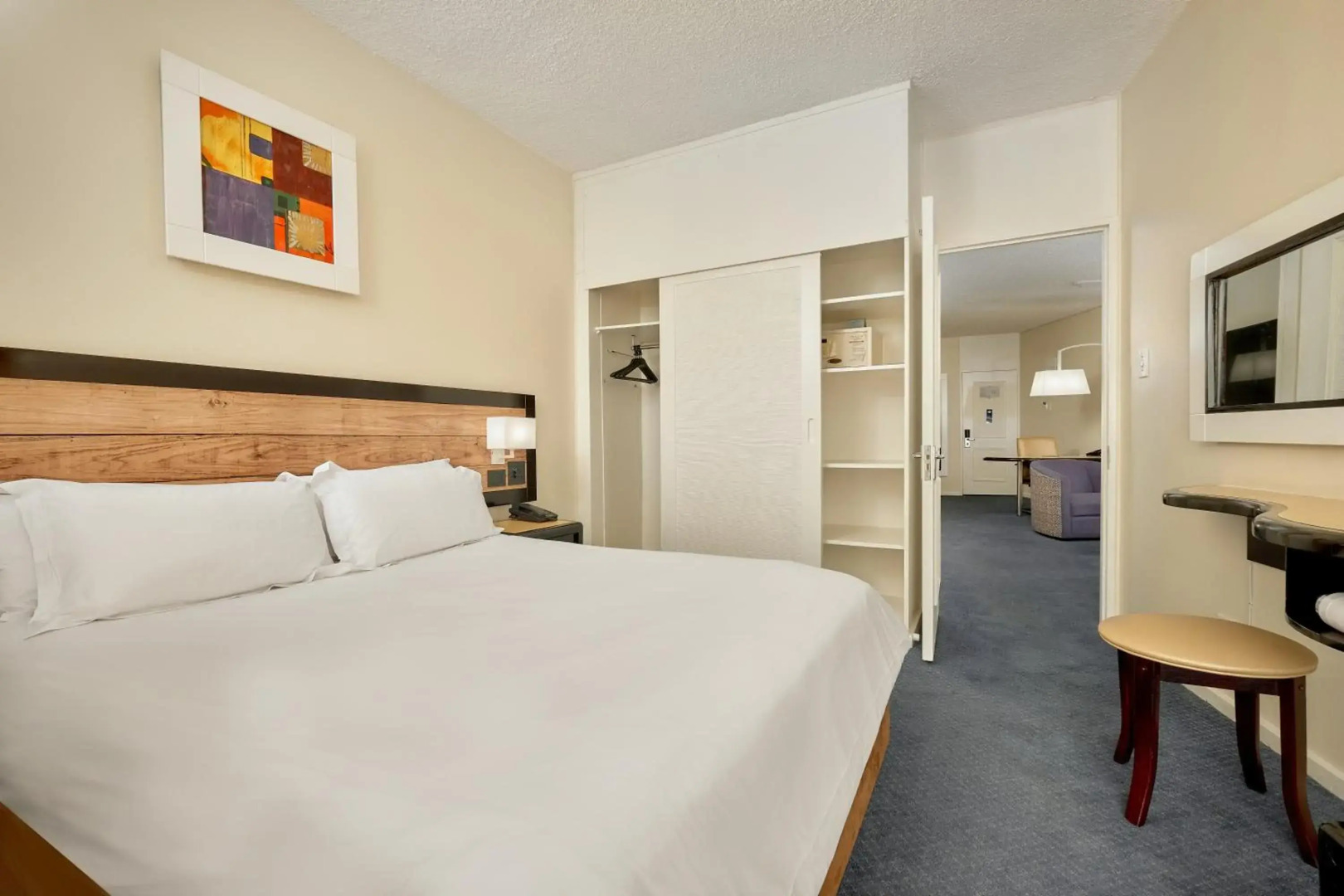 The Parktonian All Suite Hotel