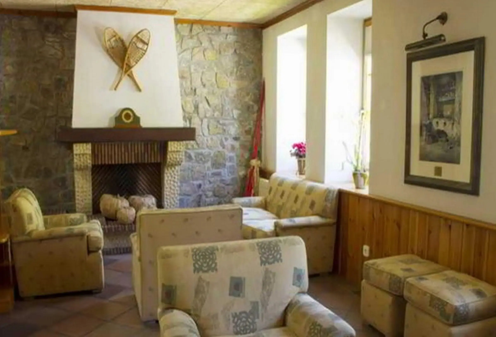 Hotel & Apartaments Vall de Núria
