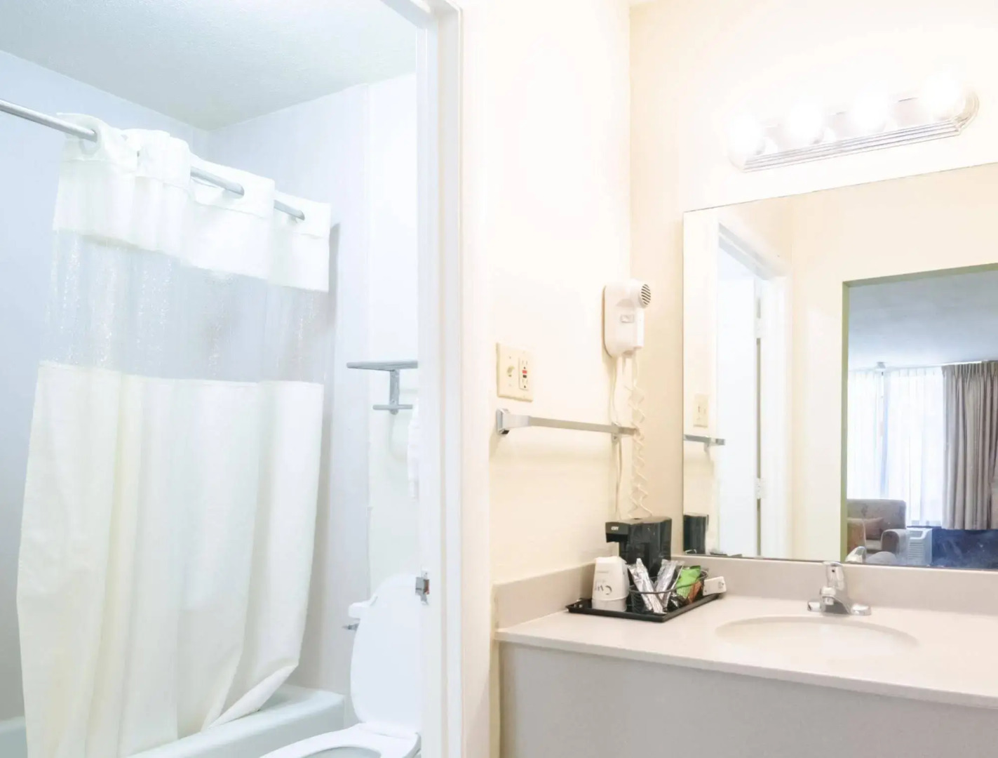 OYO Hotel Greensboro East I 40