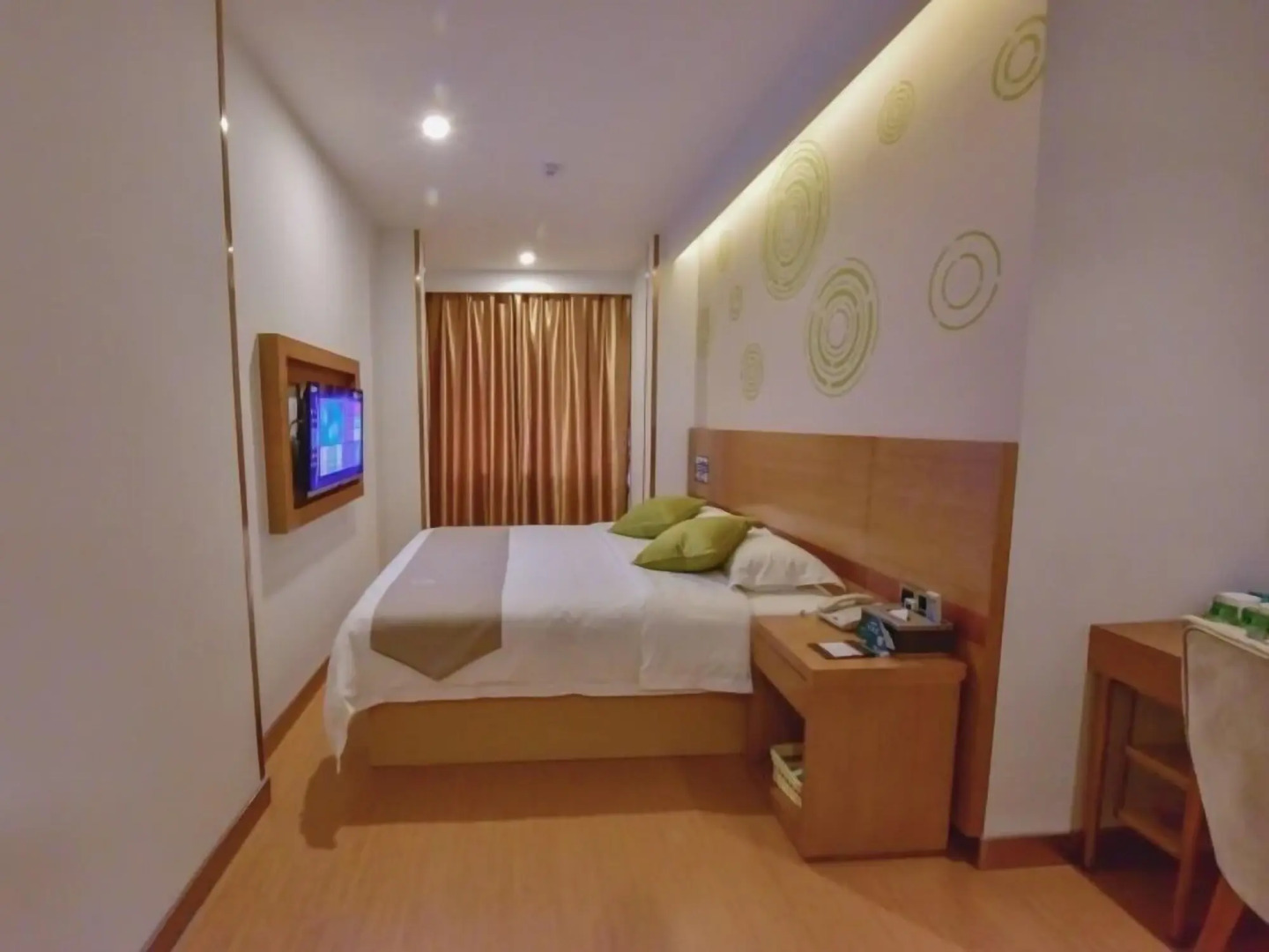 GreenTree Inn Huanggang Qichun Ouyada Plaza Selected Hotel