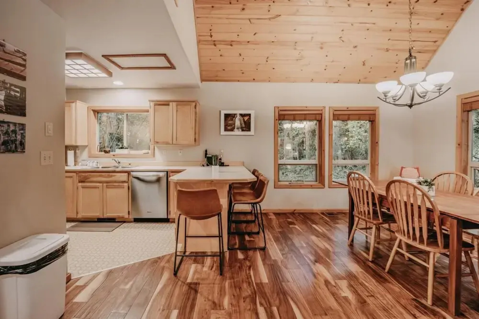 Mt Baker Lodging Cabin 40 - Sleeps 10