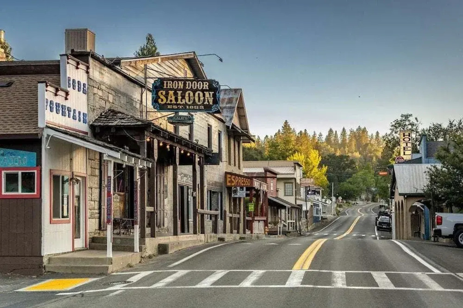 Ridgecrest Rendezvous -  Huge Wrap-Around Deck - Perfect for Sunbathing or BBQ-ing by Yosemite Region Resorts