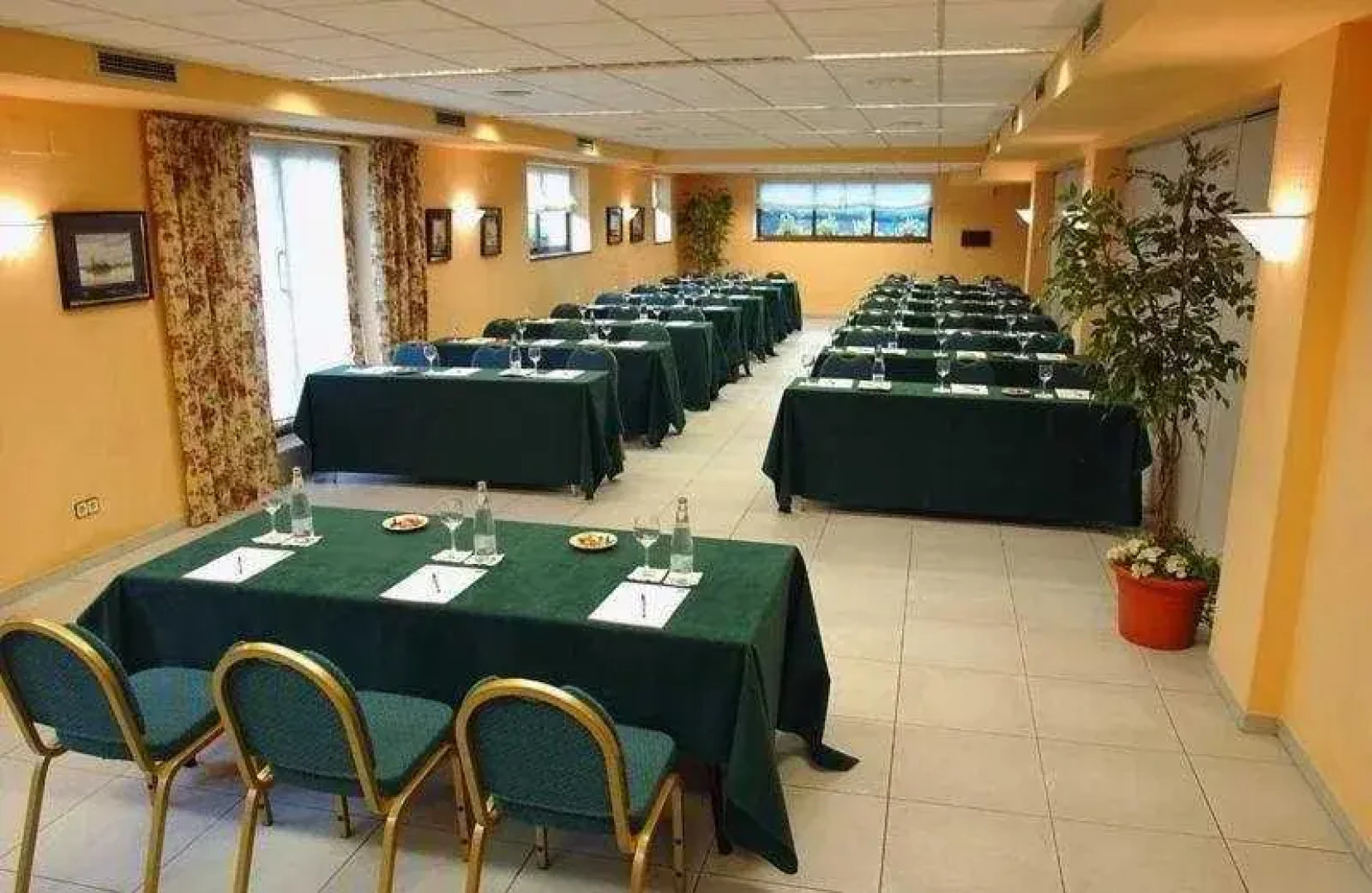 Hotel Husa Fornells Park