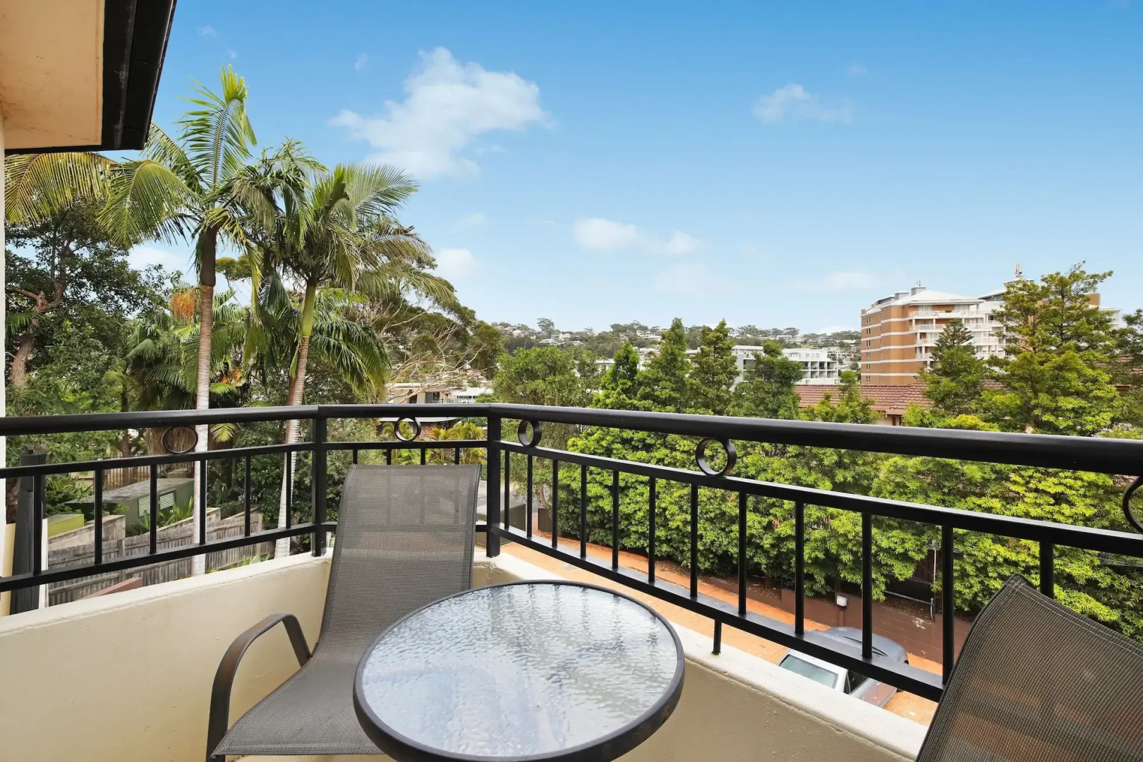 Terrigal Sails Serviced Apartments
