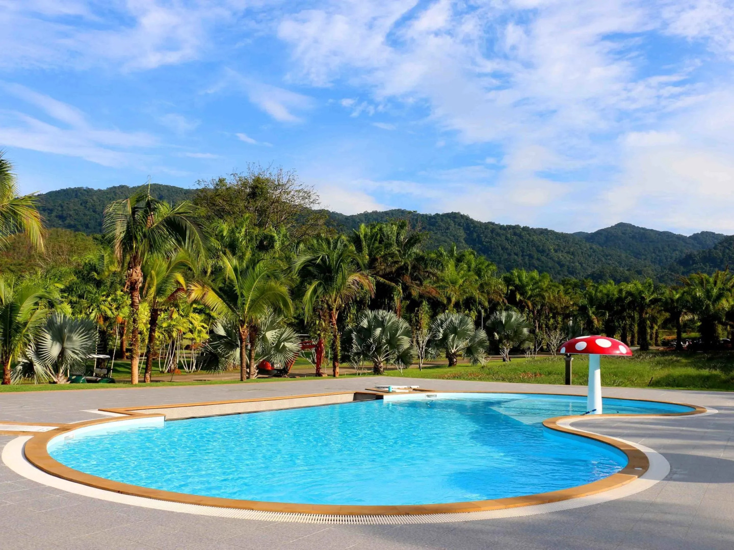 Katathong Golf Resort & Spa