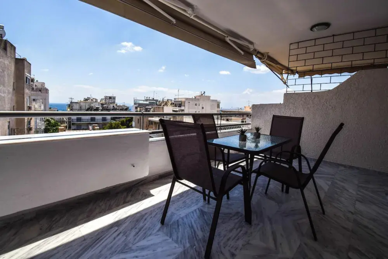 Alimos Luxury 3 Bd Apt w Stunning Views