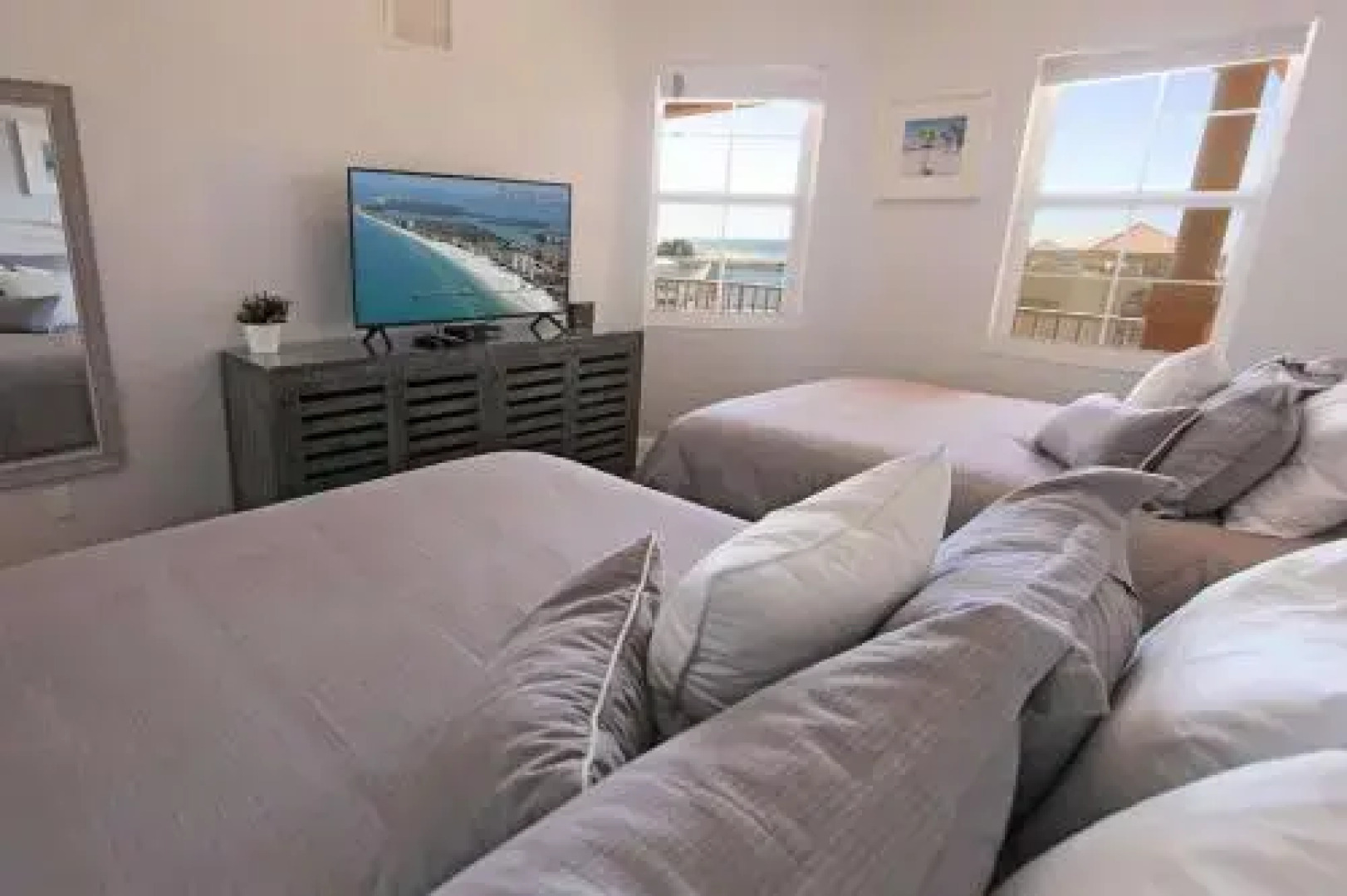 807 Harborview Grande