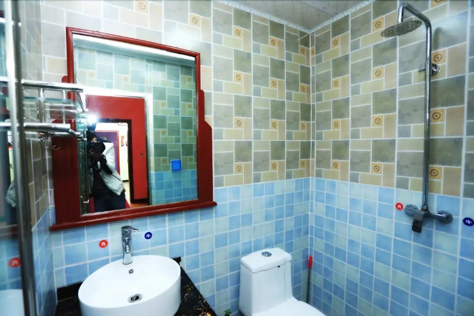 Dunhuang 8090 Guest House