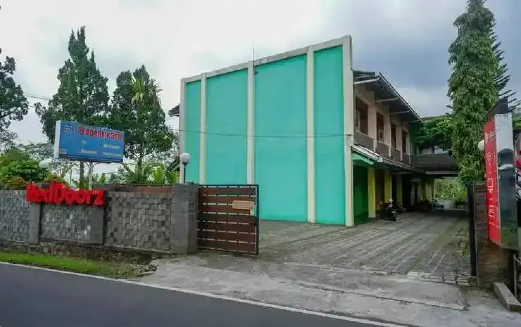 RedDoorz near Lokawisata Baturaden